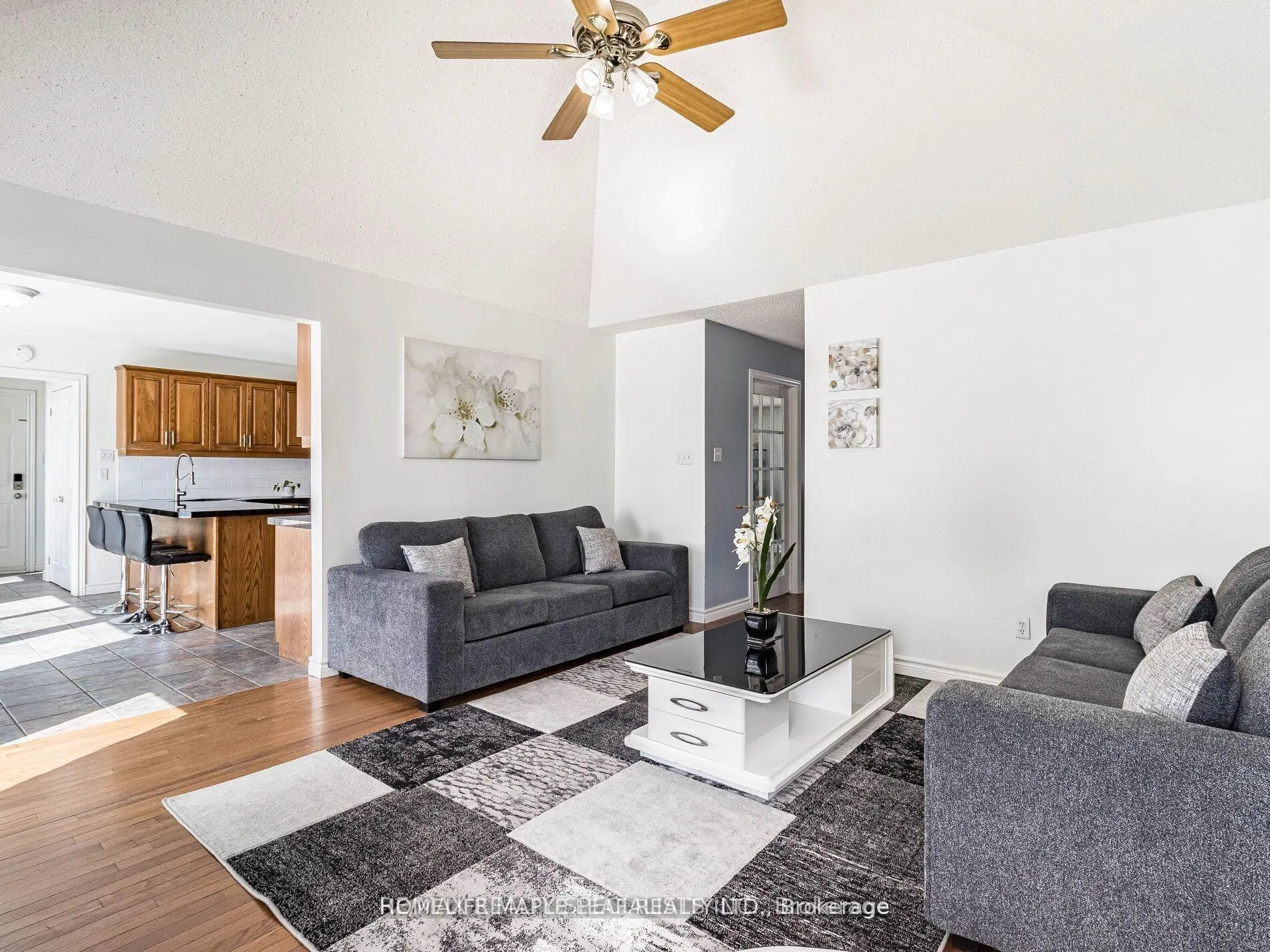 Photo 15 of 13608 Torbram Road W, Caledon, Caledon East — HOMEH