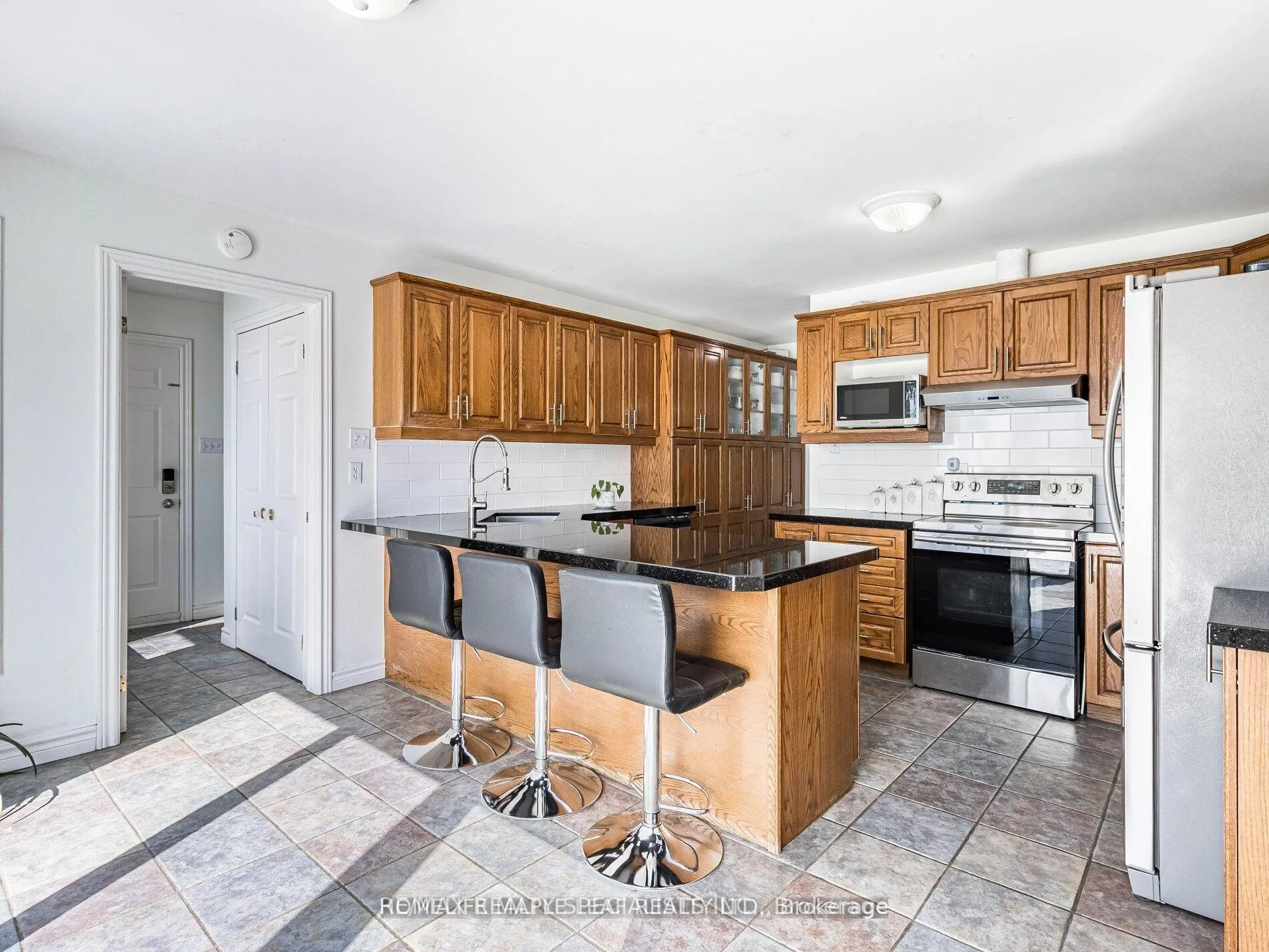Photo 16 of 13608 Torbram Road W, Caledon, Caledon East — HOMEH