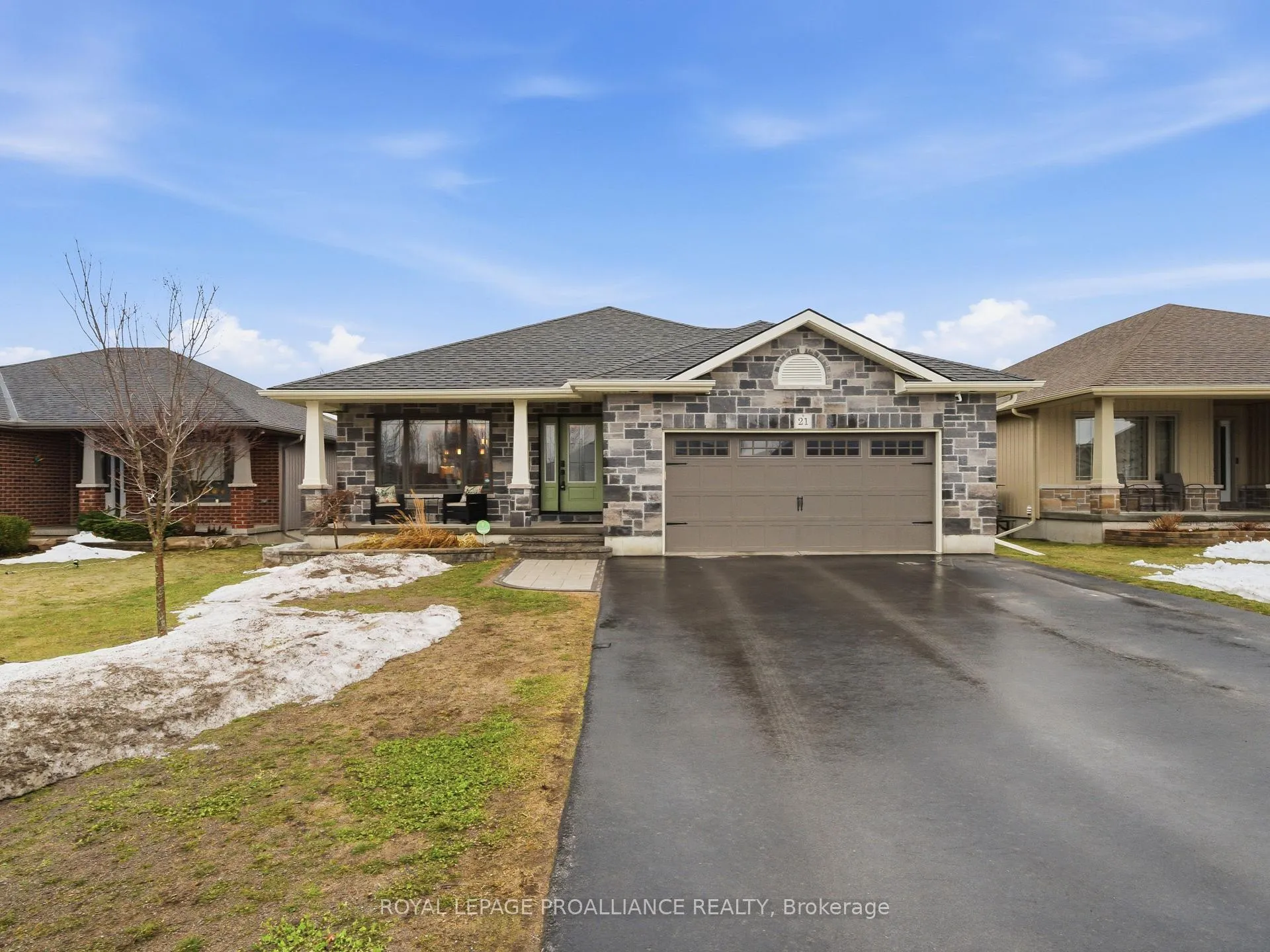 Front of 21 Woodburn Drive