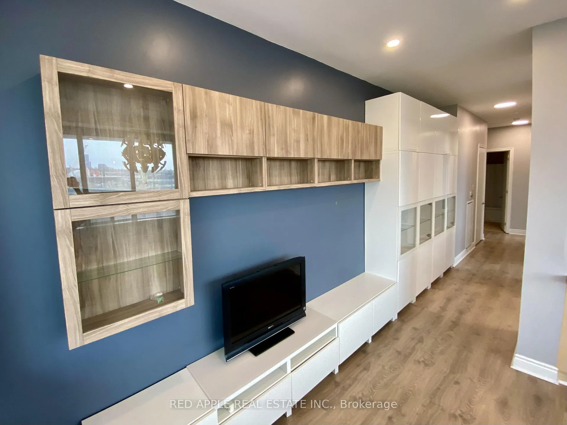 Photo 3 of Unit 207, 797 Don Mills Road, Toronto, Flemingdon Park — HOMEH