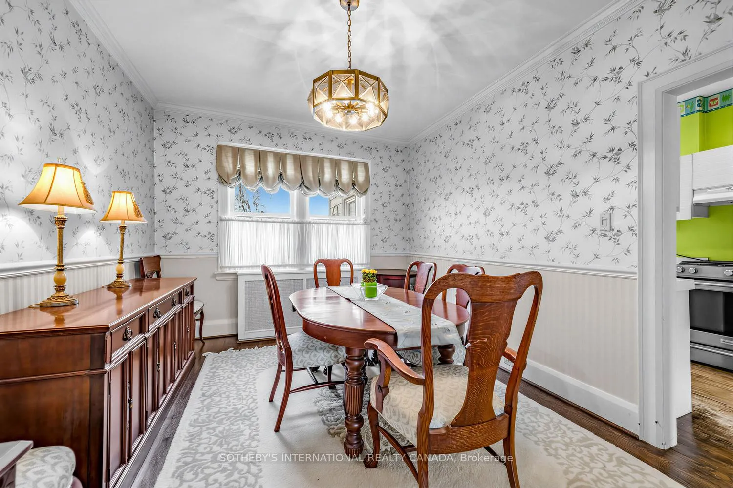 Photo 8 of 214 Belsize Drive, Toronto, Mount Pleasant East — HOMEH