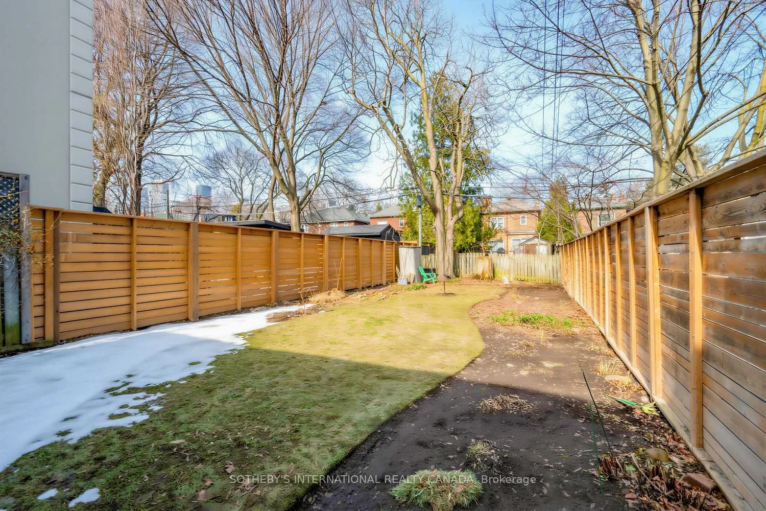 Photo 30 of 214 Belsize Drive, Toronto, Mount Pleasant East — HOMEH