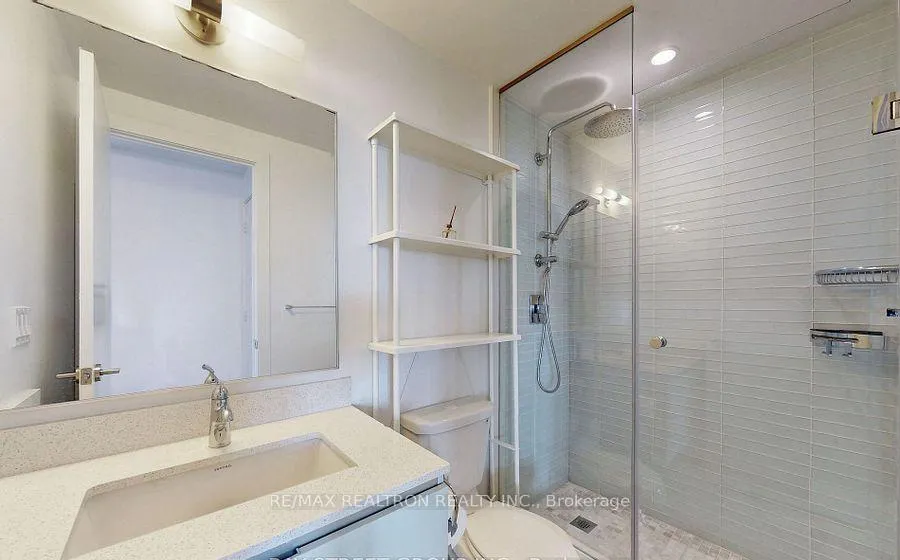Photo 13 of Unit 1901, 200 Bloor Street W, Toronto, The Annex — HOMEH