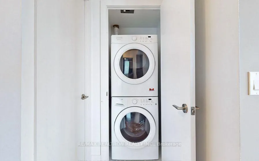 Photo 19 of Unit 1901, 200 Bloor Street W, Toronto, The Annex — HOMEH
