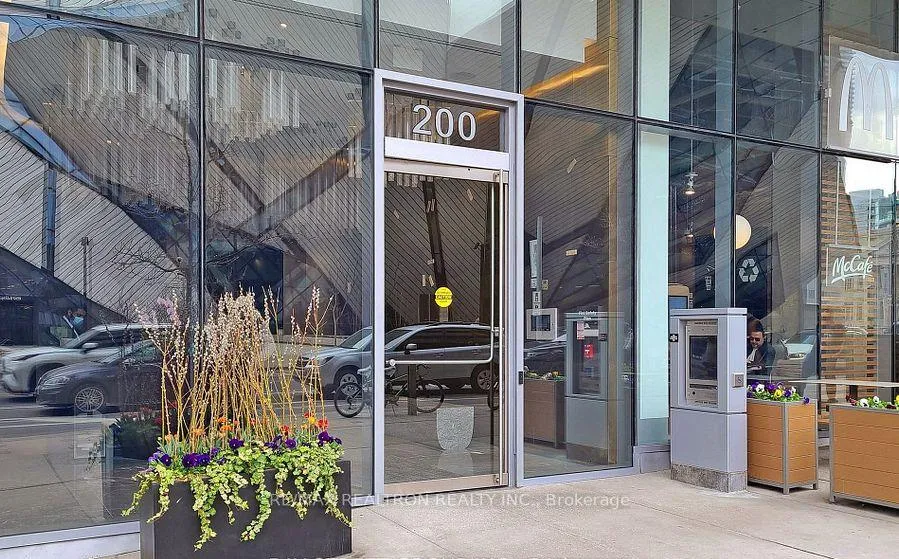Photo 21 of Unit 1901, 200 Bloor Street W, Toronto, The Annex — HOMEH