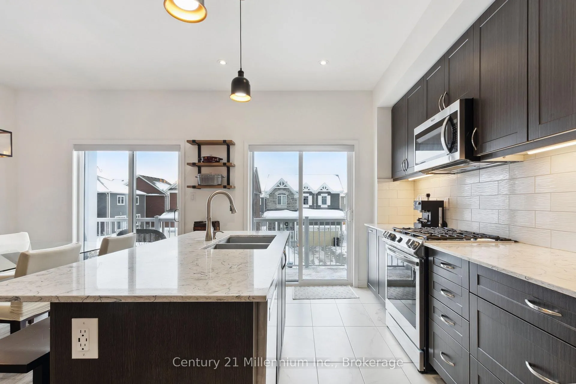 Photo 13 of 33 Dunes Drive, Wasaga Beach — HOMEH