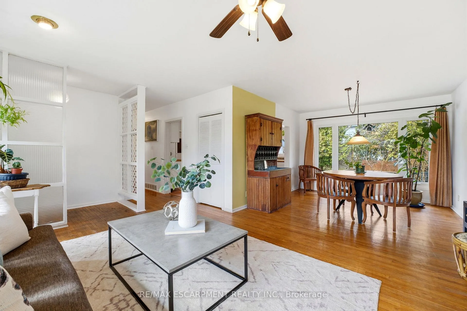 Photo 5 of 5411 Stratton Road, Burlington, Appleby — HOMEH
