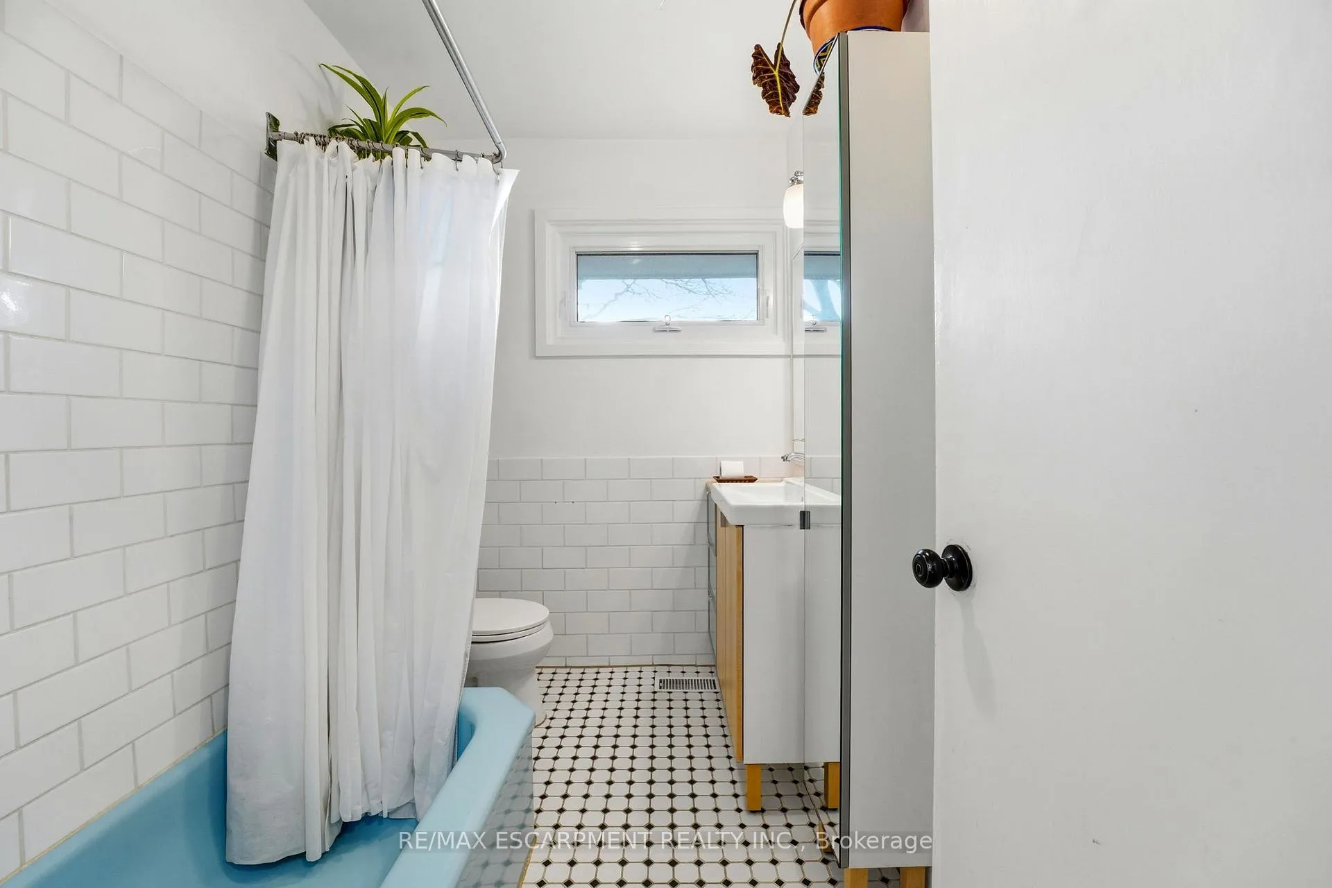 Photo 16 of 5411 Stratton Road, Burlington, Appleby — HOMEH