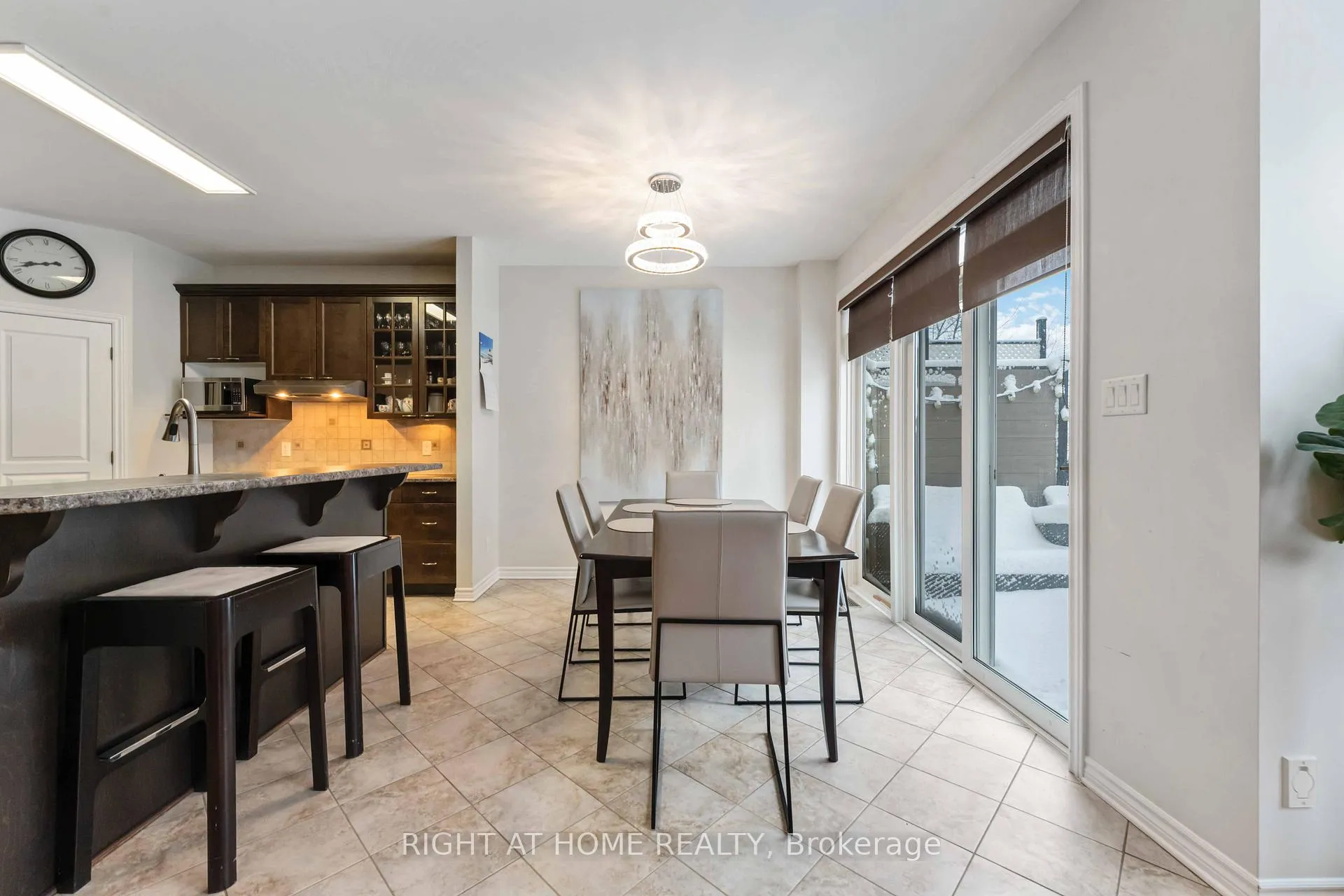 Photo 19 of 162 Saltspring Private, Ottawa, Kanata - Bridlewood — HOMEH