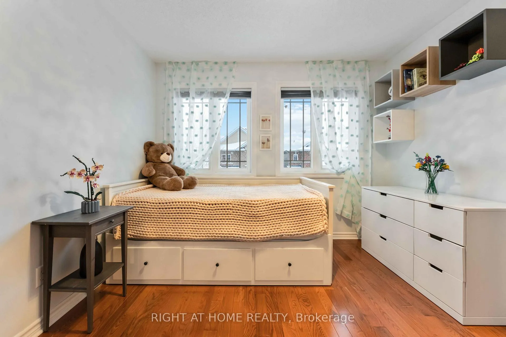 Photo 38 of 162 Saltspring Private, Ottawa, Kanata - Bridlewood — HOMEH