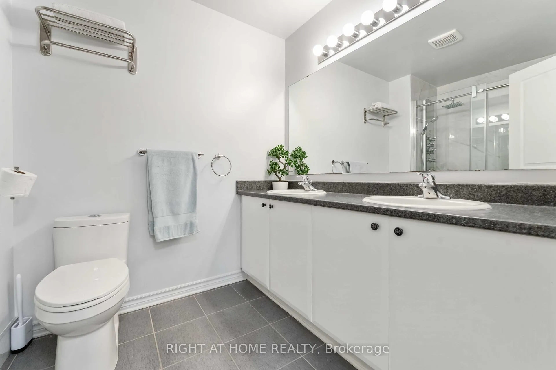 Photo 39 of 162 Saltspring Private, Ottawa, Kanata - Bridlewood — HOMEH