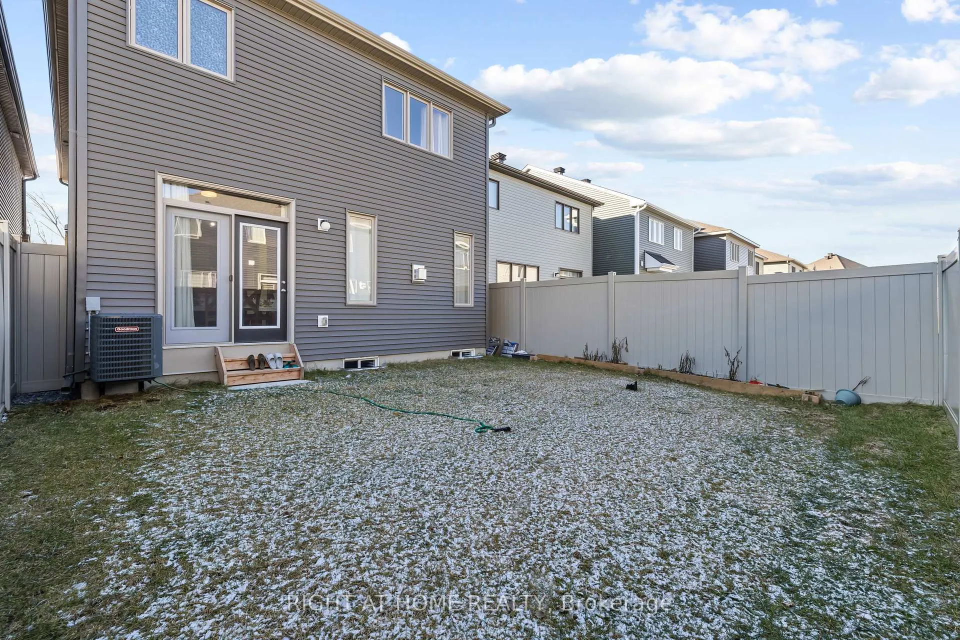 Photo 39 of 837 Derren Avenue, Ottawa, Stittsville (North) — HOMEH
