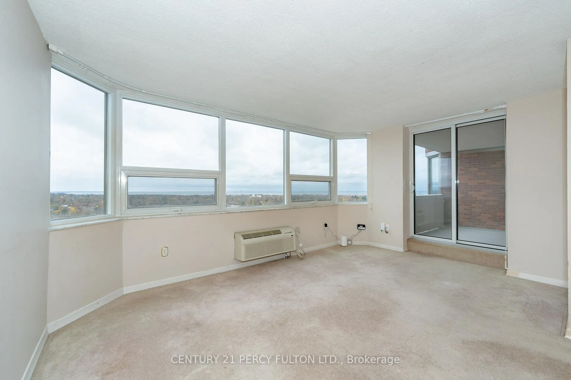 Photo 12 of Unit 1403, 121 Ling Road, Scarborough, West Hill — HOMEH