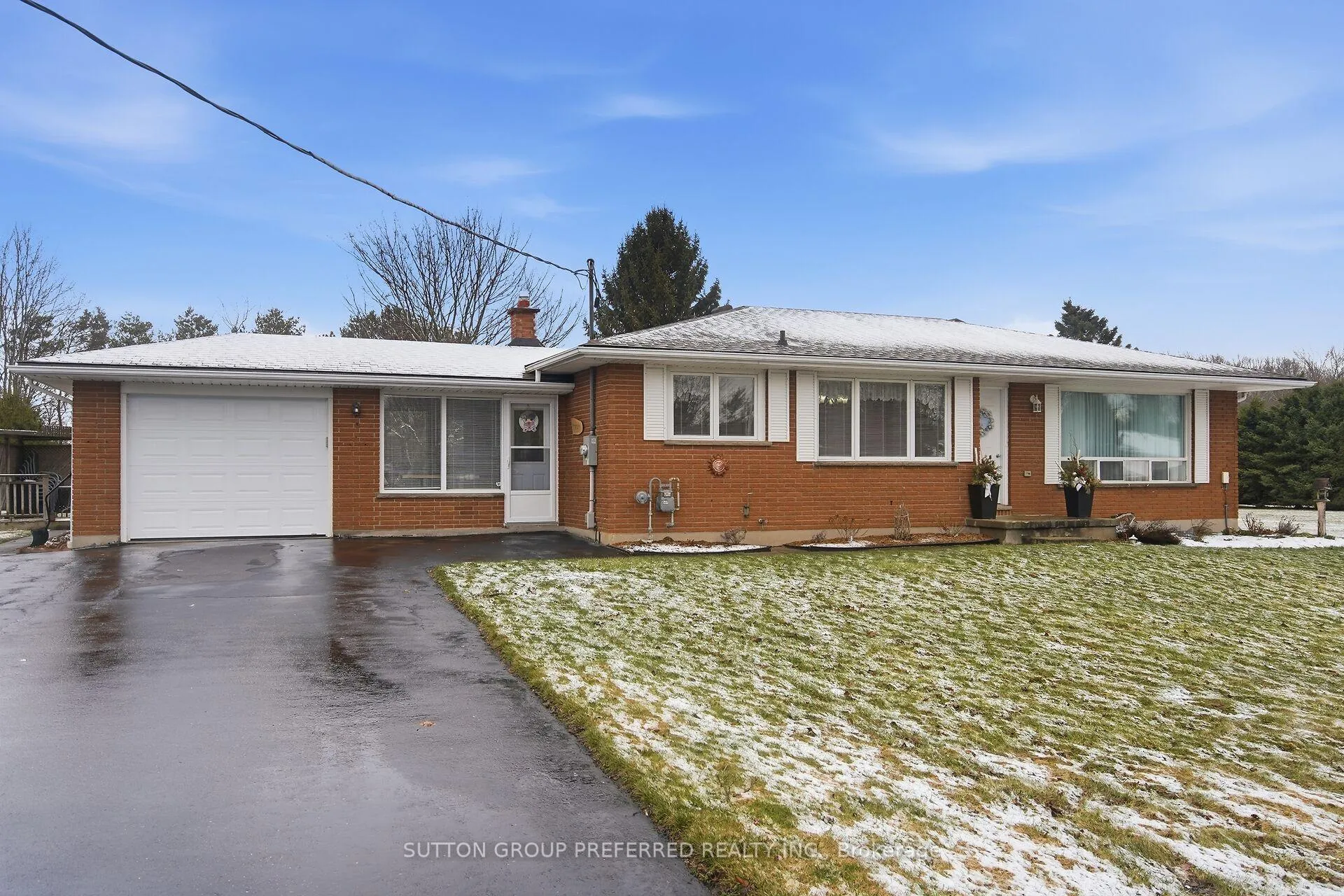 Front of 9418 Currie Road