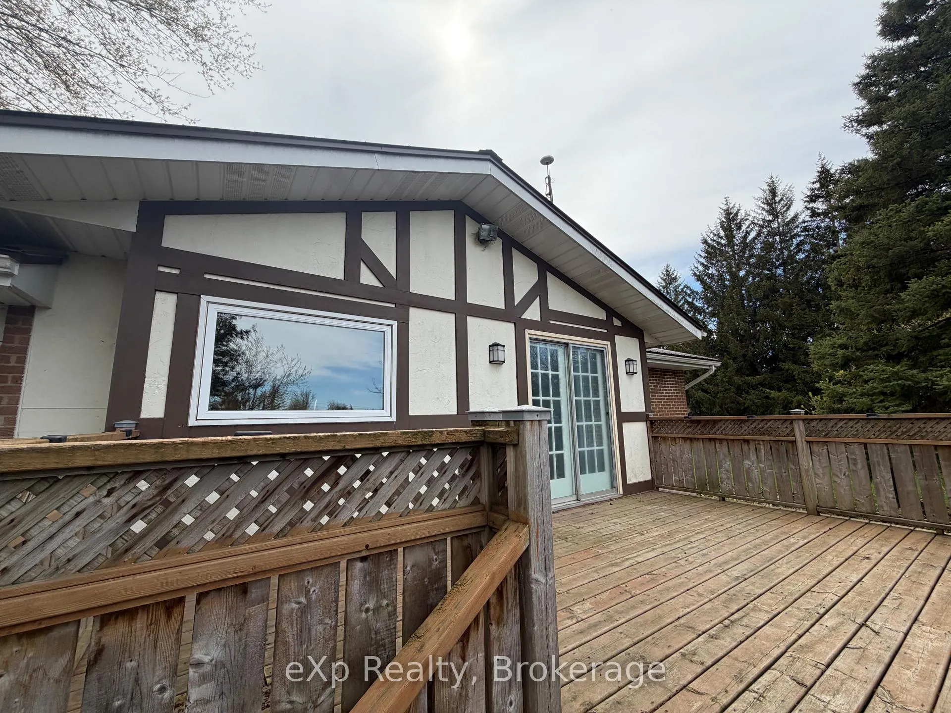Photo 31 of 60 Main Street E, Mapleton, Rural Mapleton — HOMEH