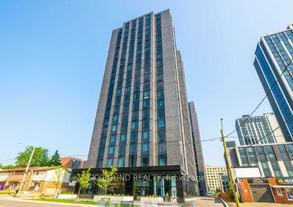 Front of Unit 617, 145 Columbia Street W