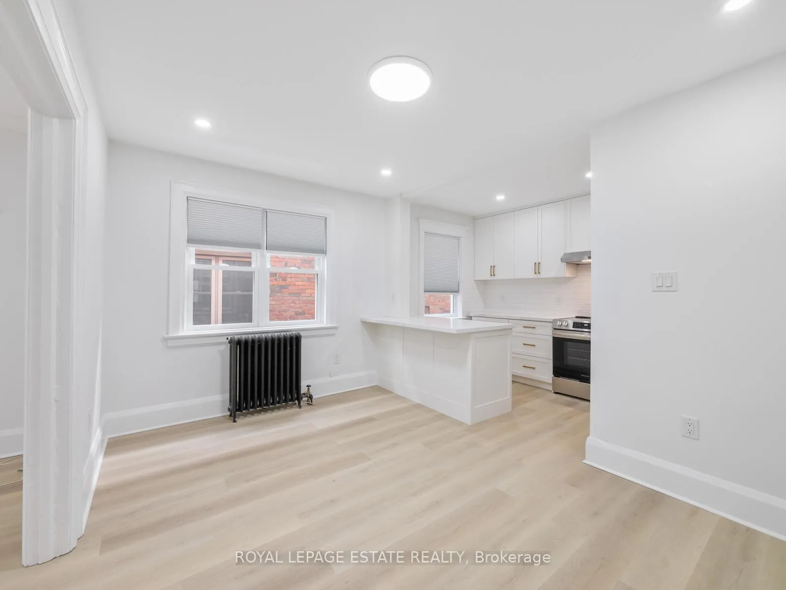 Photo 17 of Unit Main Floor, 84 Glen Manor Drive, Toronto, The Beaches — HOMEH