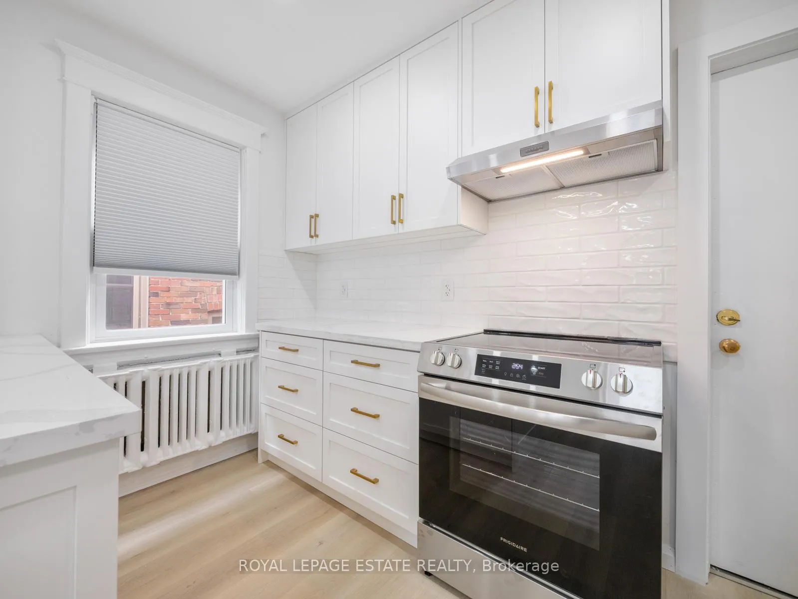 Photo 21 of Unit Main Floor, 84 Glen Manor Drive, Toronto, The Beaches — HOMEH