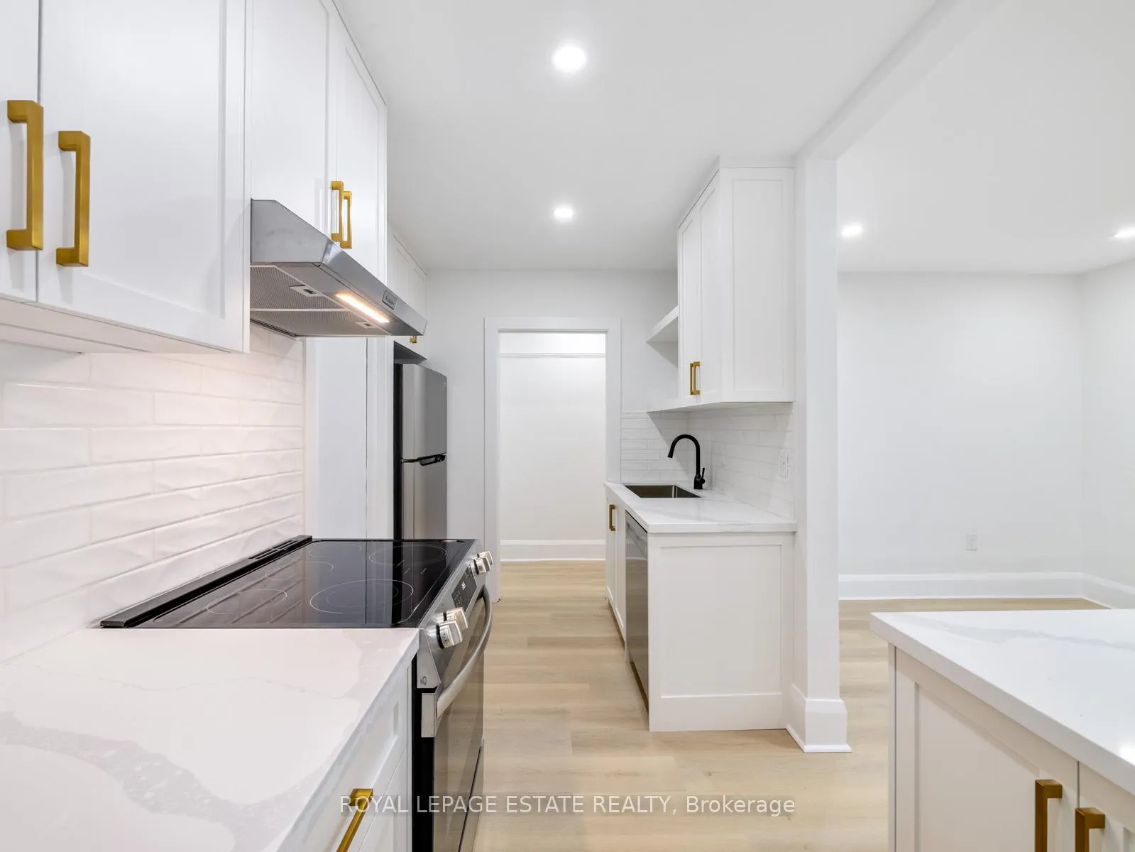 Photo 25 of Unit Main Floor, 84 Glen Manor Drive, Toronto, The Beaches — HOMEH