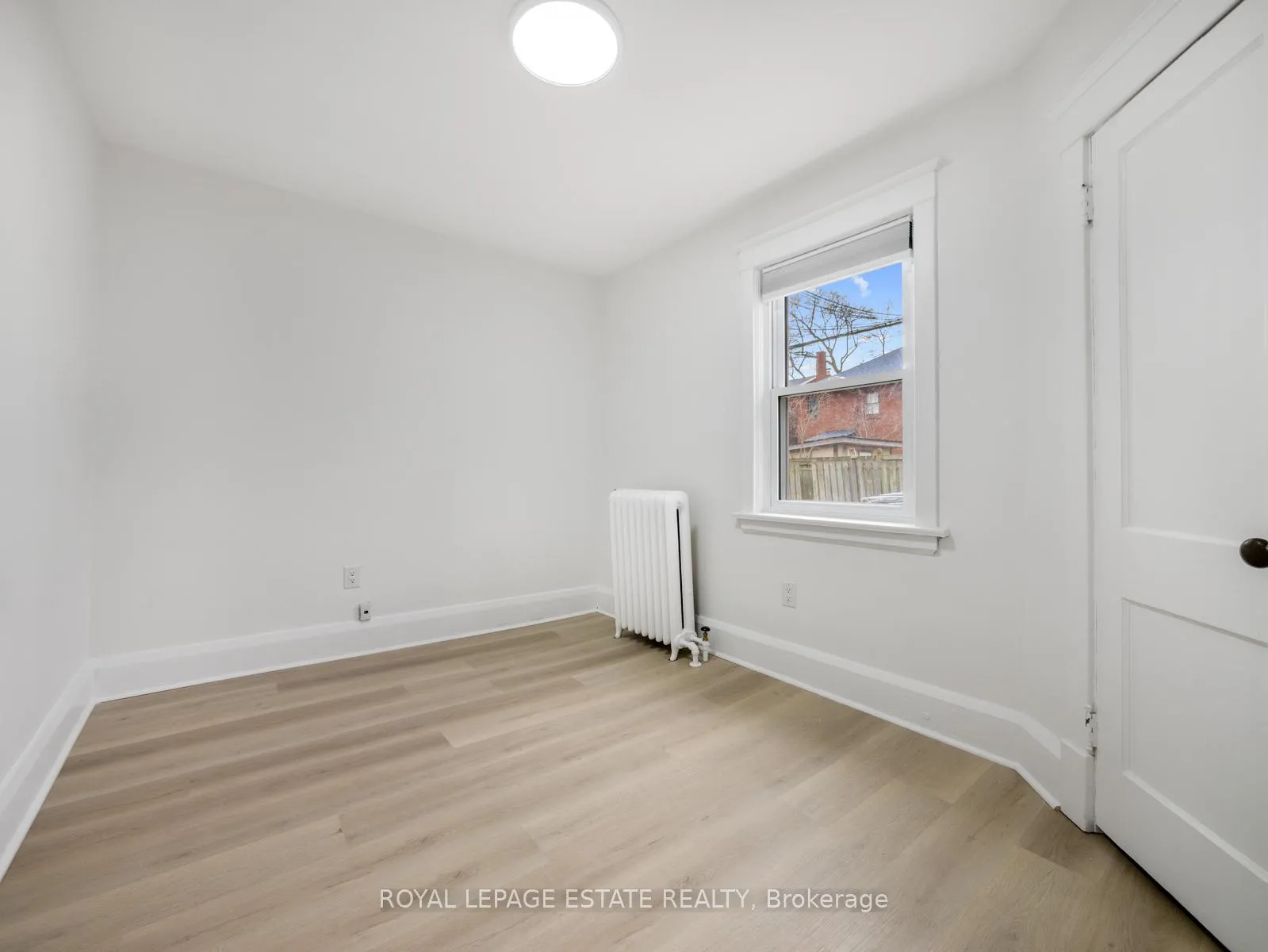 Photo 33 of Unit Main Floor, 84 Glen Manor Drive, Toronto, The Beaches — HOMEH