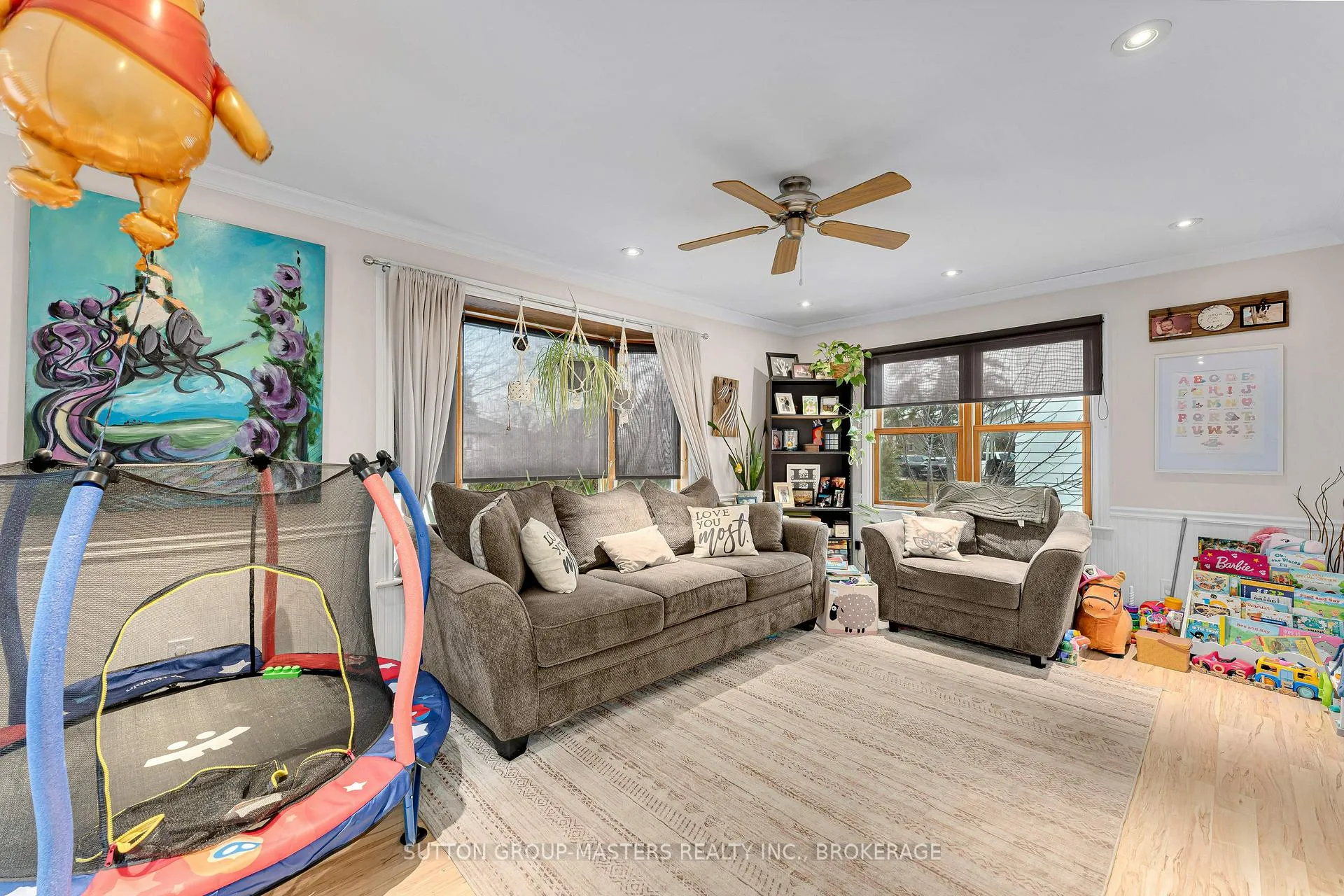 Photo 4 of 440 Pine Street E, Gananoque — HOMEH