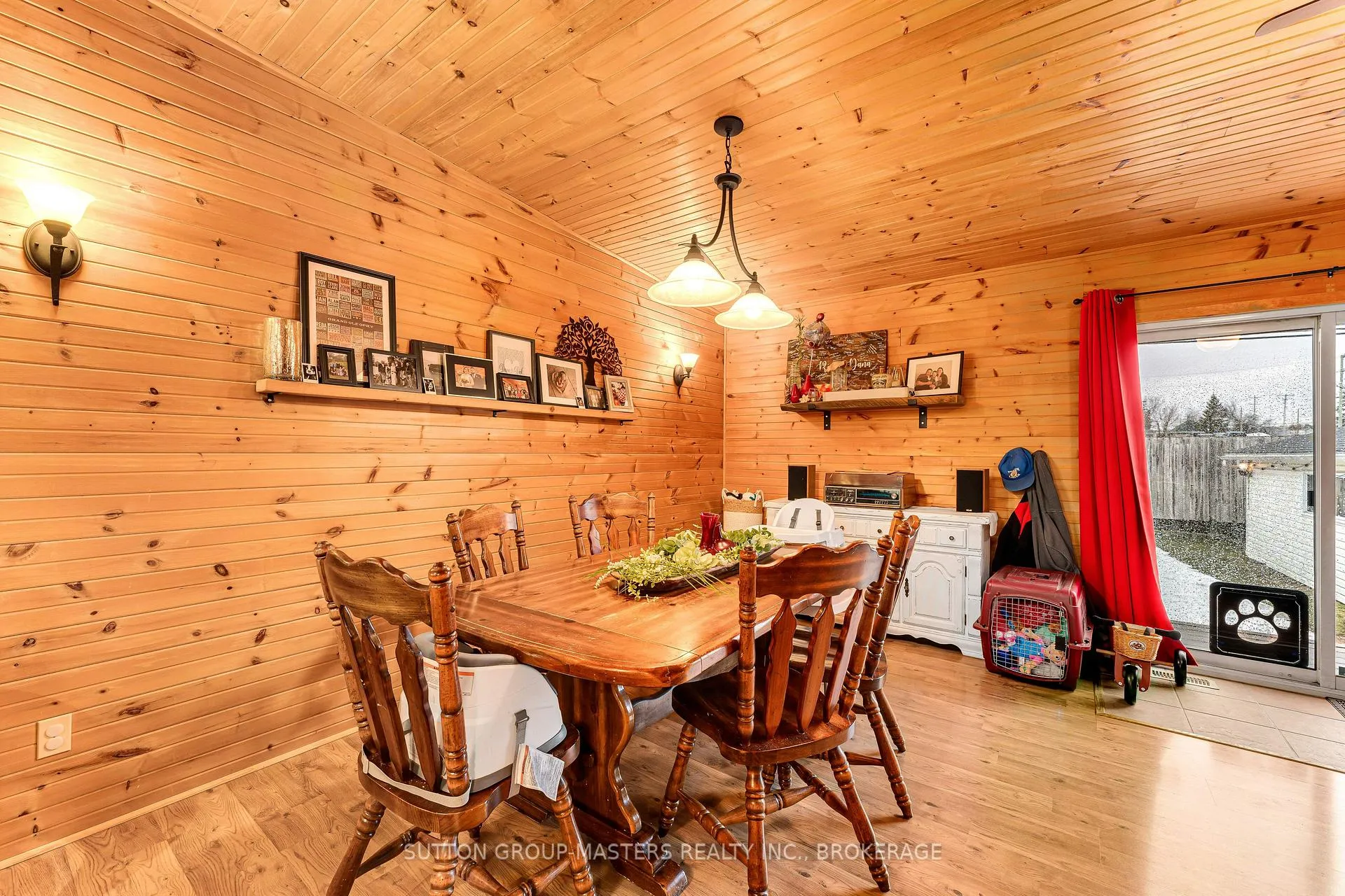 Photo 15 of 440 Pine Street E, Gananoque — HOMEH