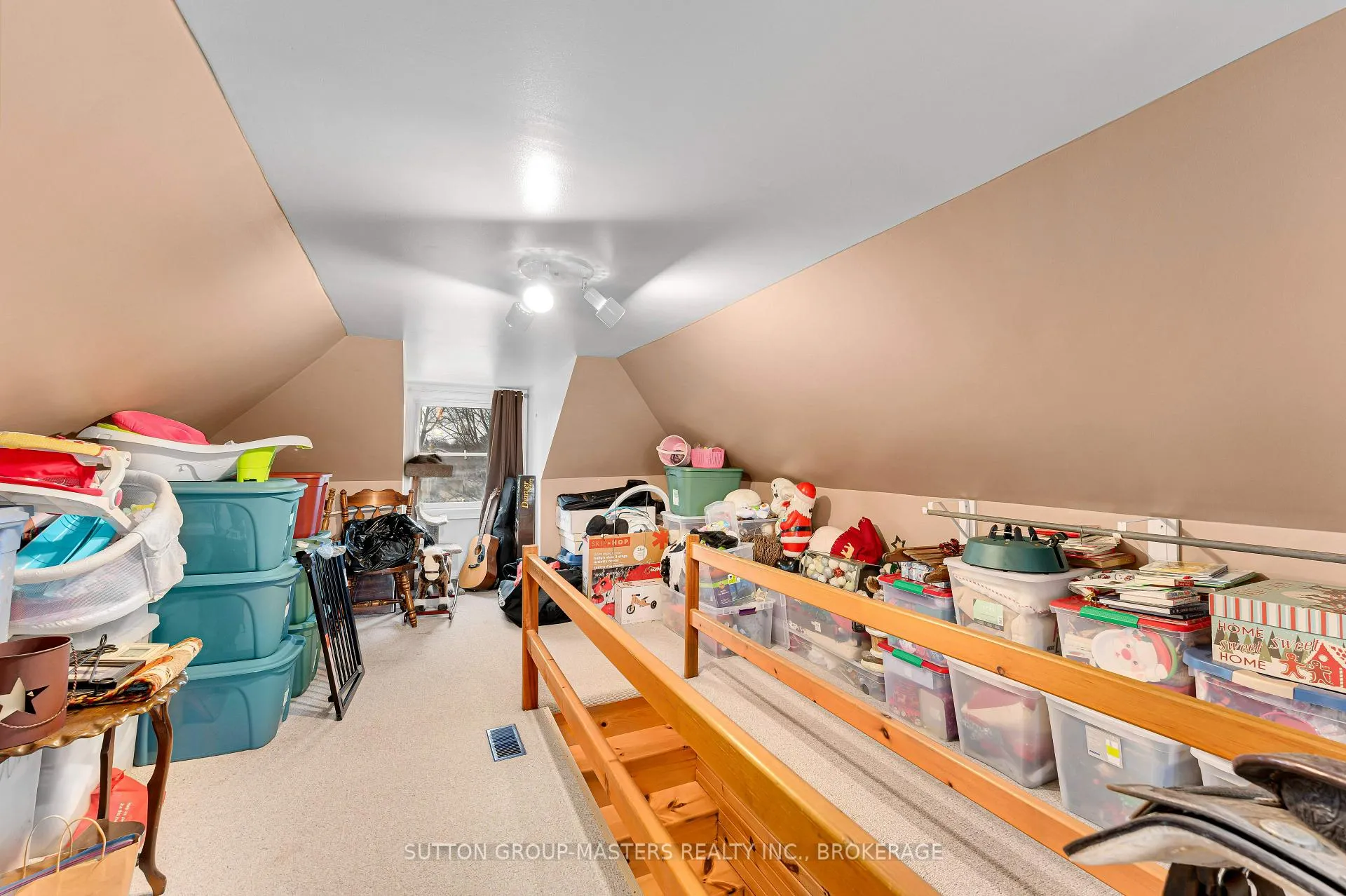 Photo 22 of 440 Pine Street E, Gananoque — HOMEH