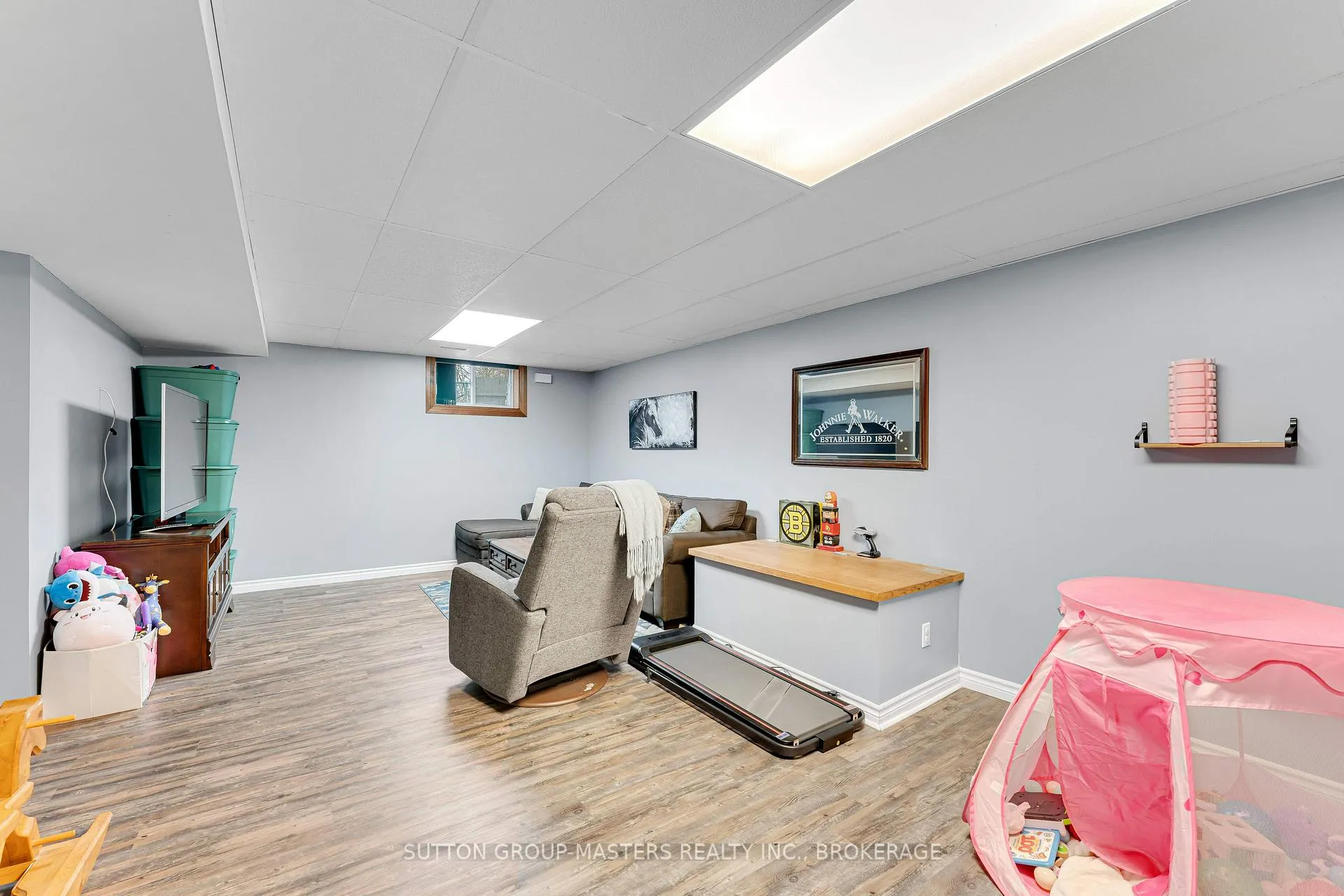 Photo 25 of 440 Pine Street E, Gananoque — HOMEH