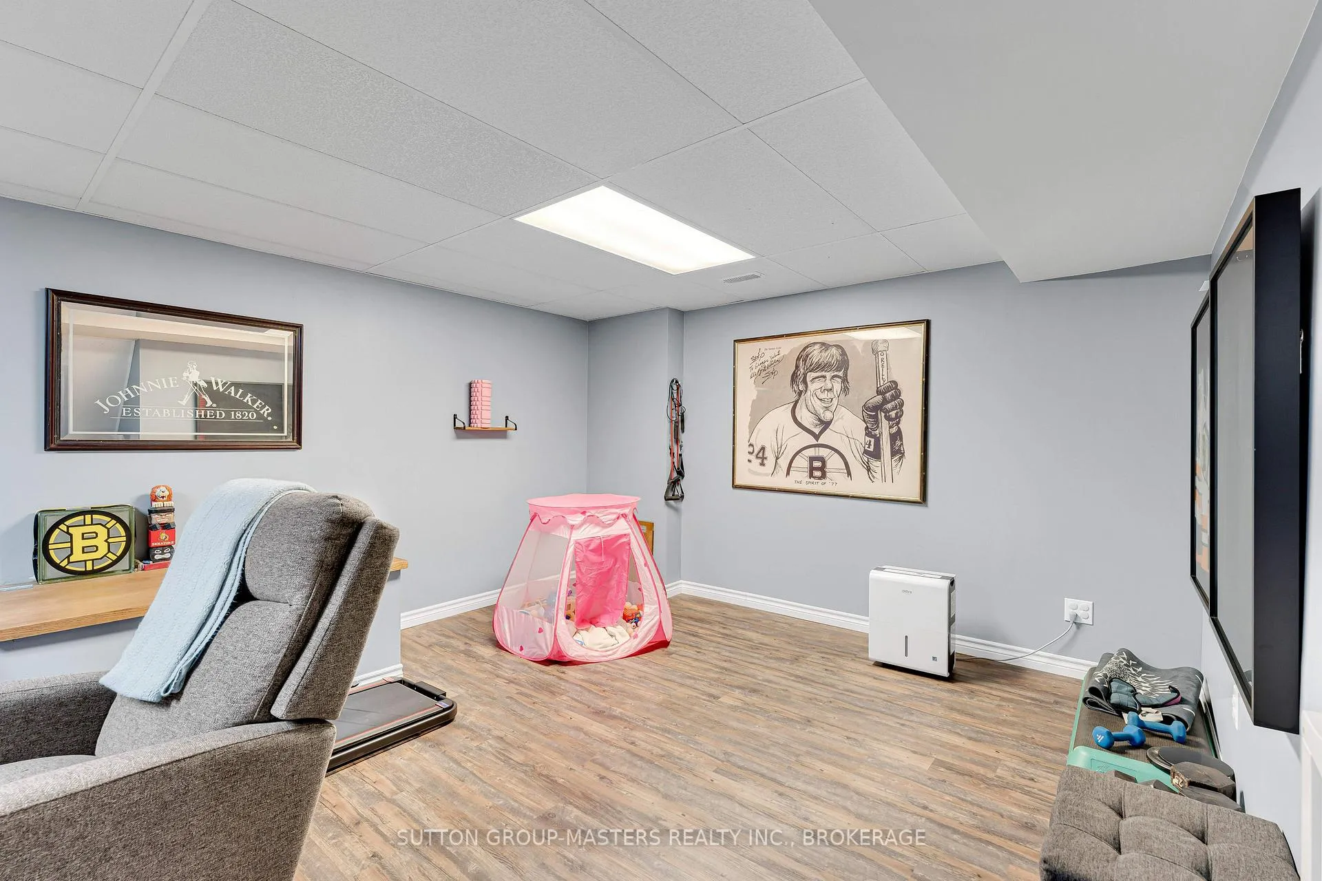 Photo 27 of 440 Pine Street E, Gananoque — HOMEH