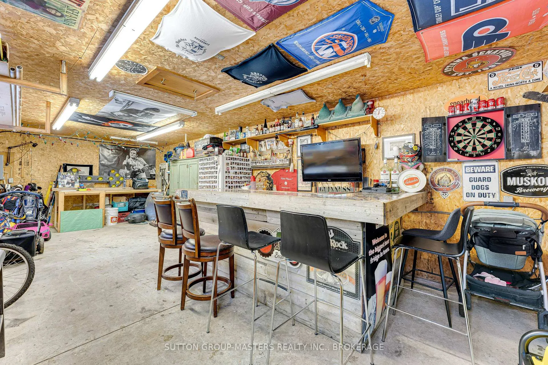 Photo 42 of 440 Pine Street E, Gananoque — HOMEH