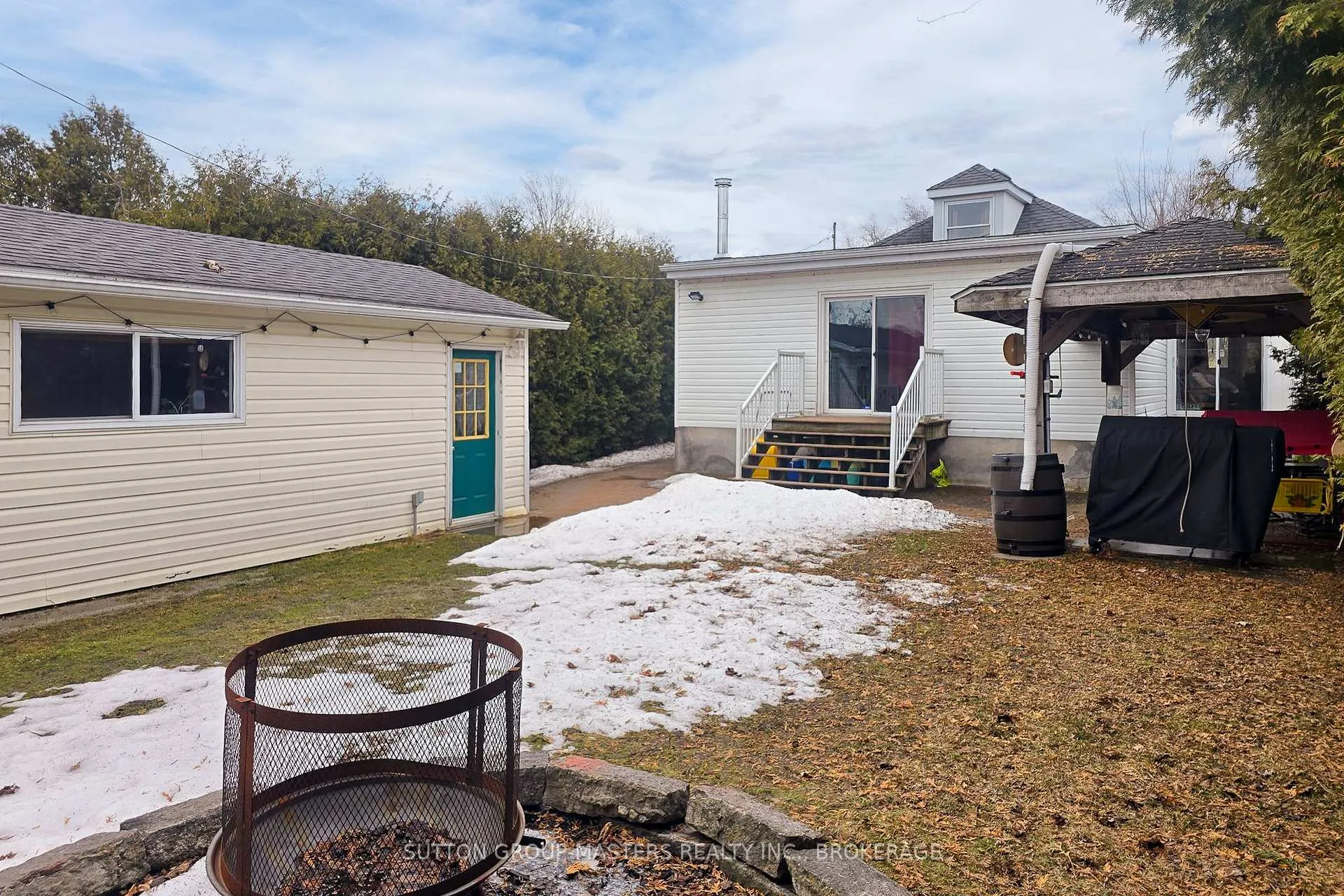 Photo 45 of 440 Pine Street E, Gananoque — HOMEH