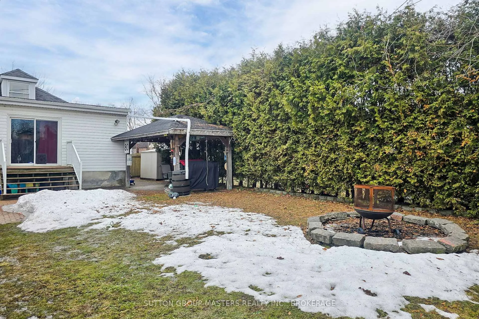 Photo 47 of 440 Pine Street E, Gananoque — HOMEH