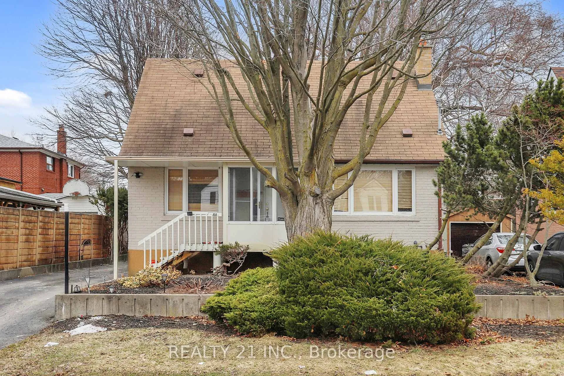 Front of 101 Natal Avenue