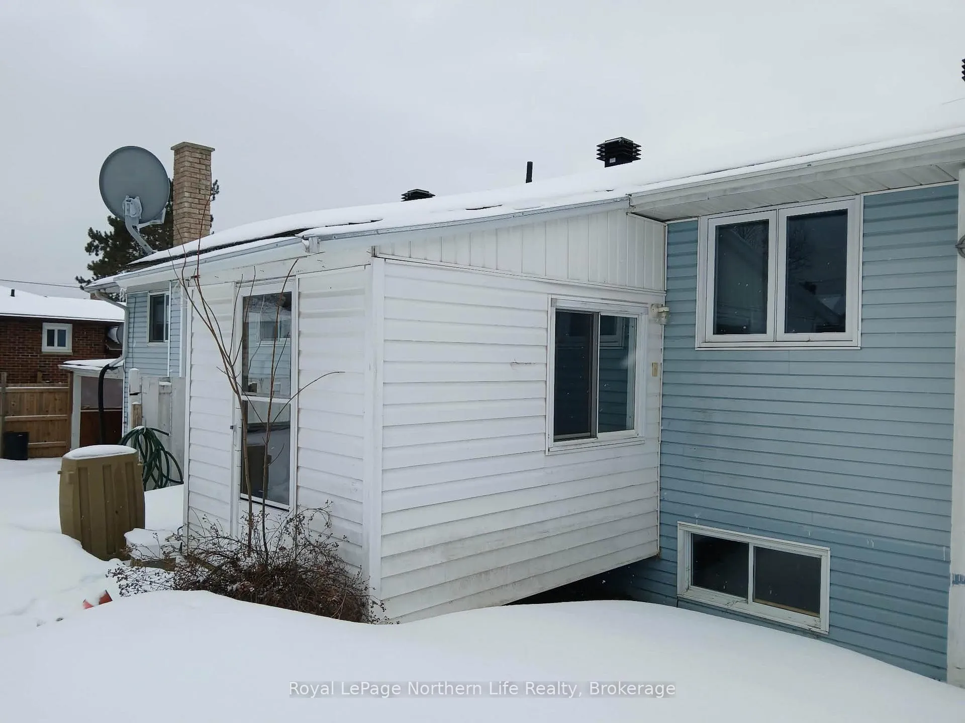 Photo 2 of 337 Ninth Street, Mattawa — HOMEH