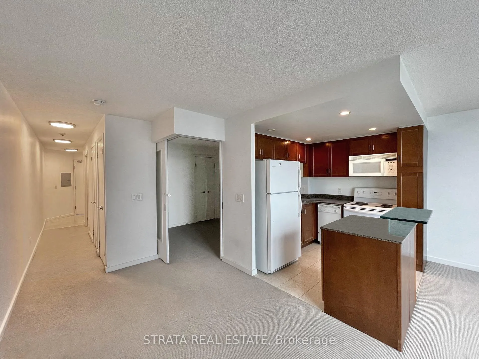 Front of Unit 1505, 208 Queens Quay W