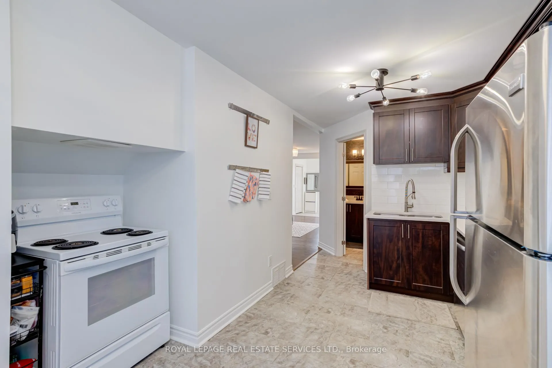 Photo 13 of 36 Harmony Avenue, Hamilton, Homeside — HOMEH