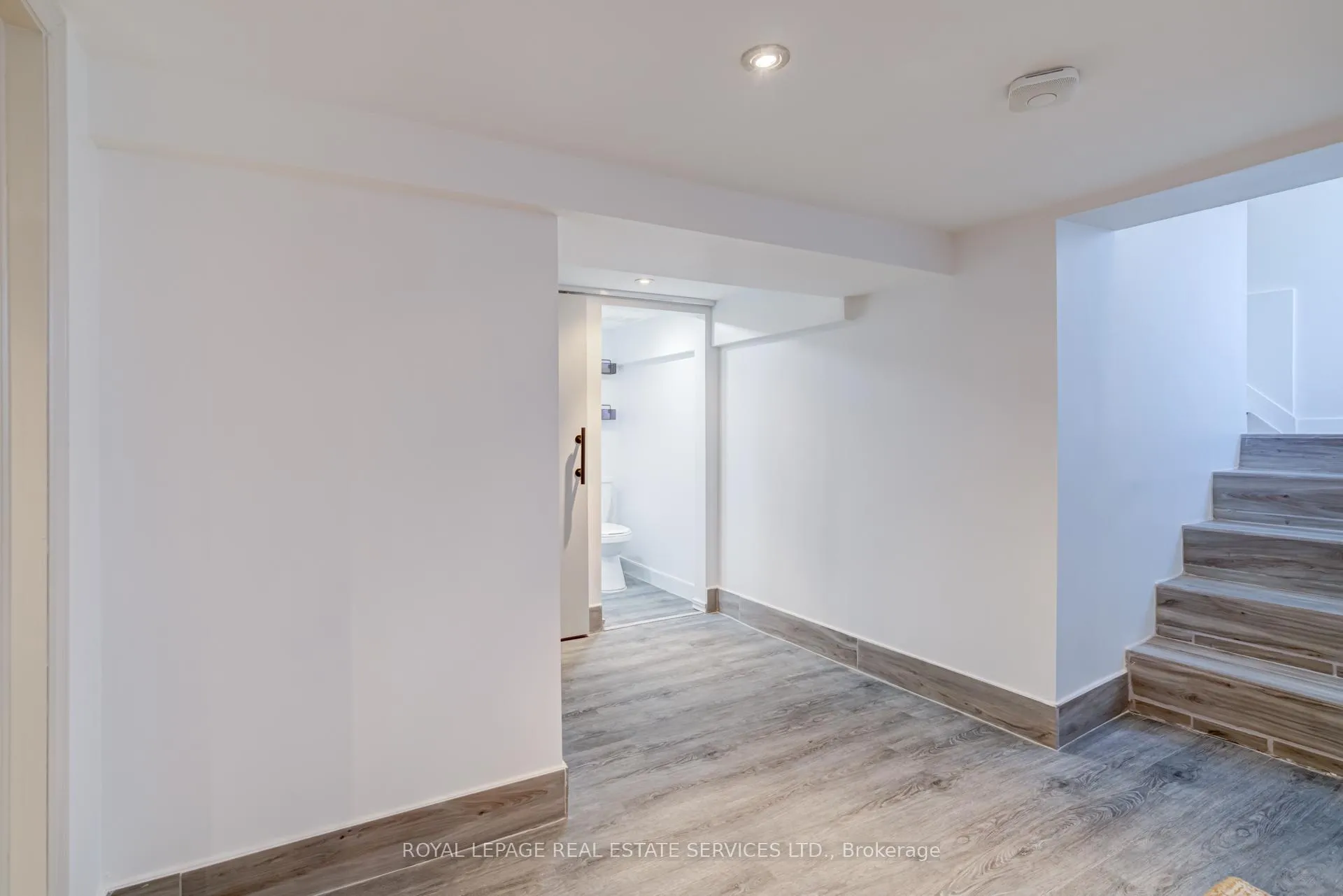 Photo 24 of 36 Harmony Avenue, Hamilton, Homeside — HOMEH