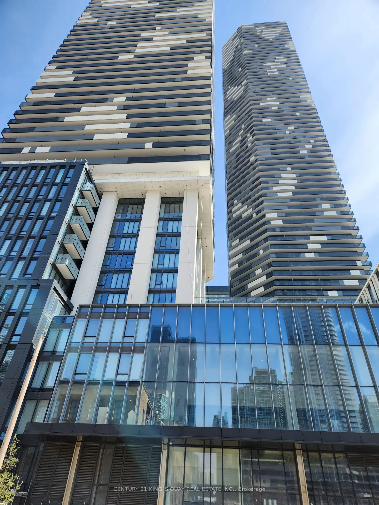 Photo 1 of Unit 5912, 55 Cooper Street, Toronto, Waterfront Communities — HOMEH