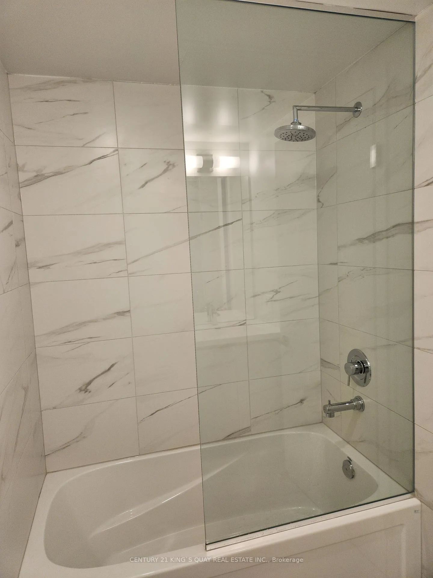 Photo 8 of Unit 5912, 55 Cooper Street, Toronto, Waterfront Communities — HOMEH