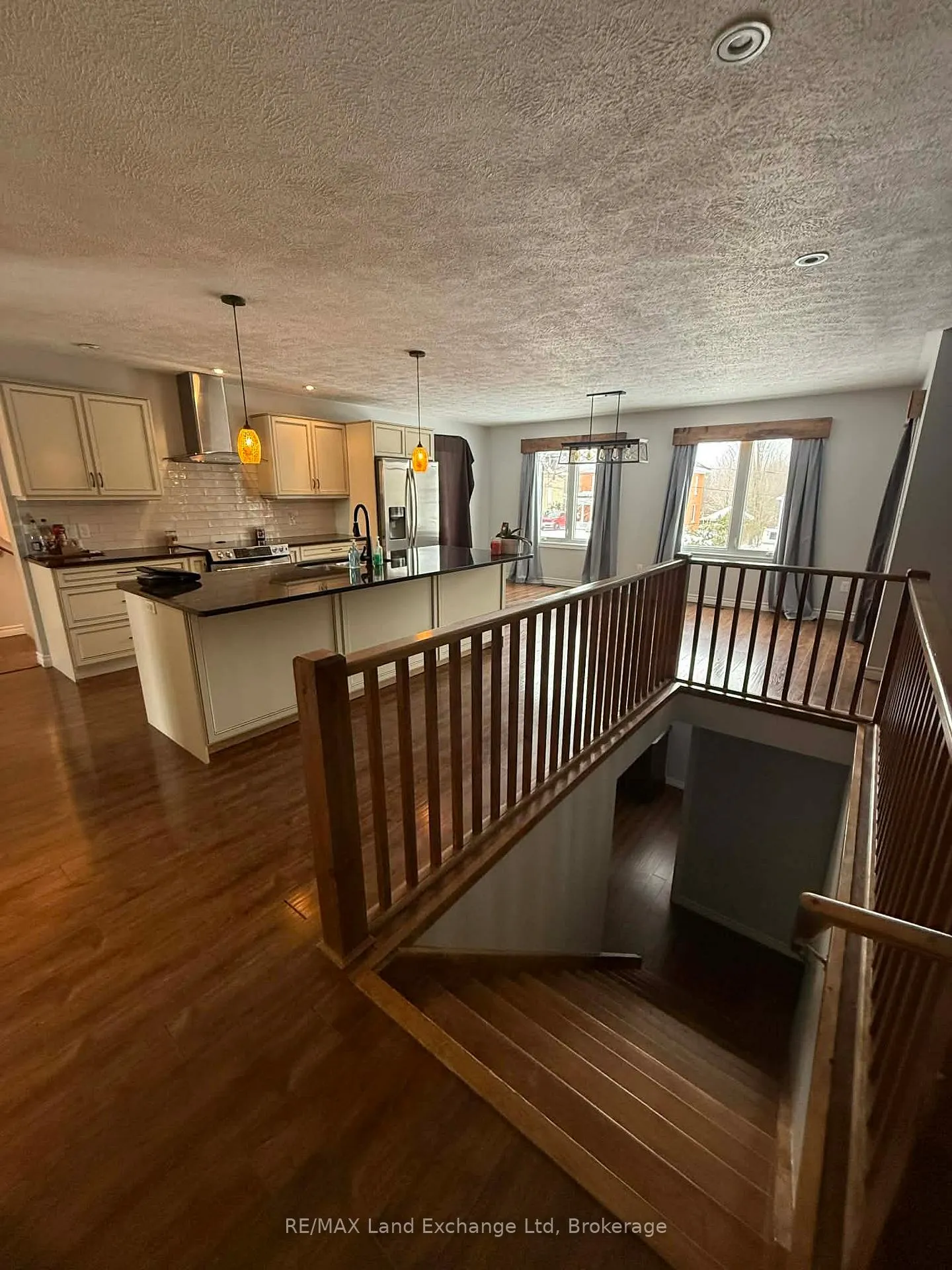 Photo 4 of 405 Minnie Street, North Huron, Wingham — HOMEH