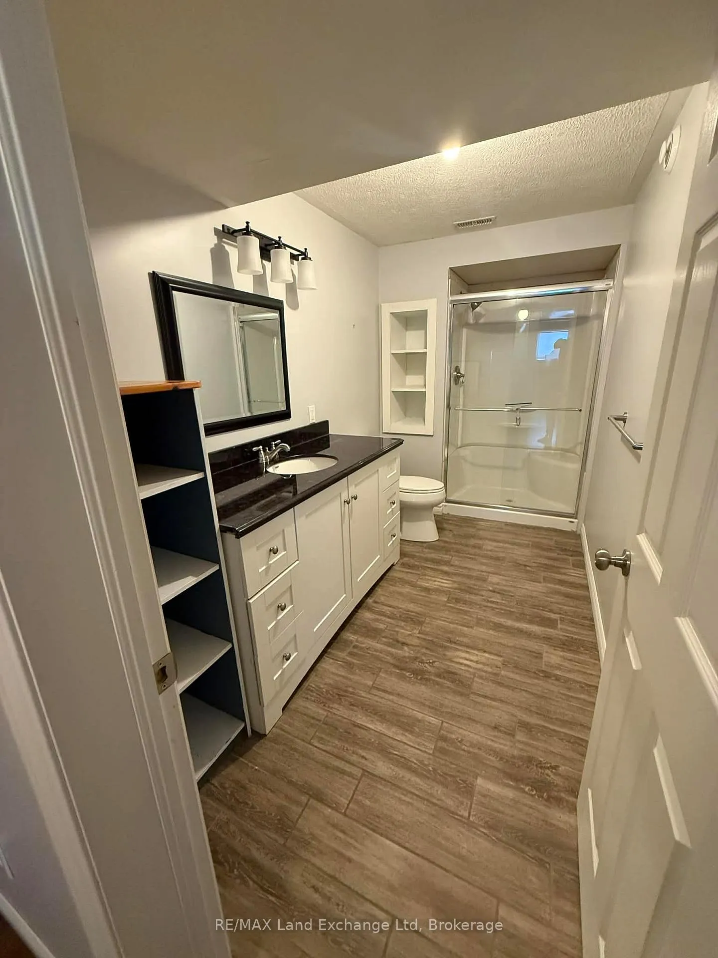 Photo 20 of 405 Minnie Street, North Huron, Wingham — HOMEH