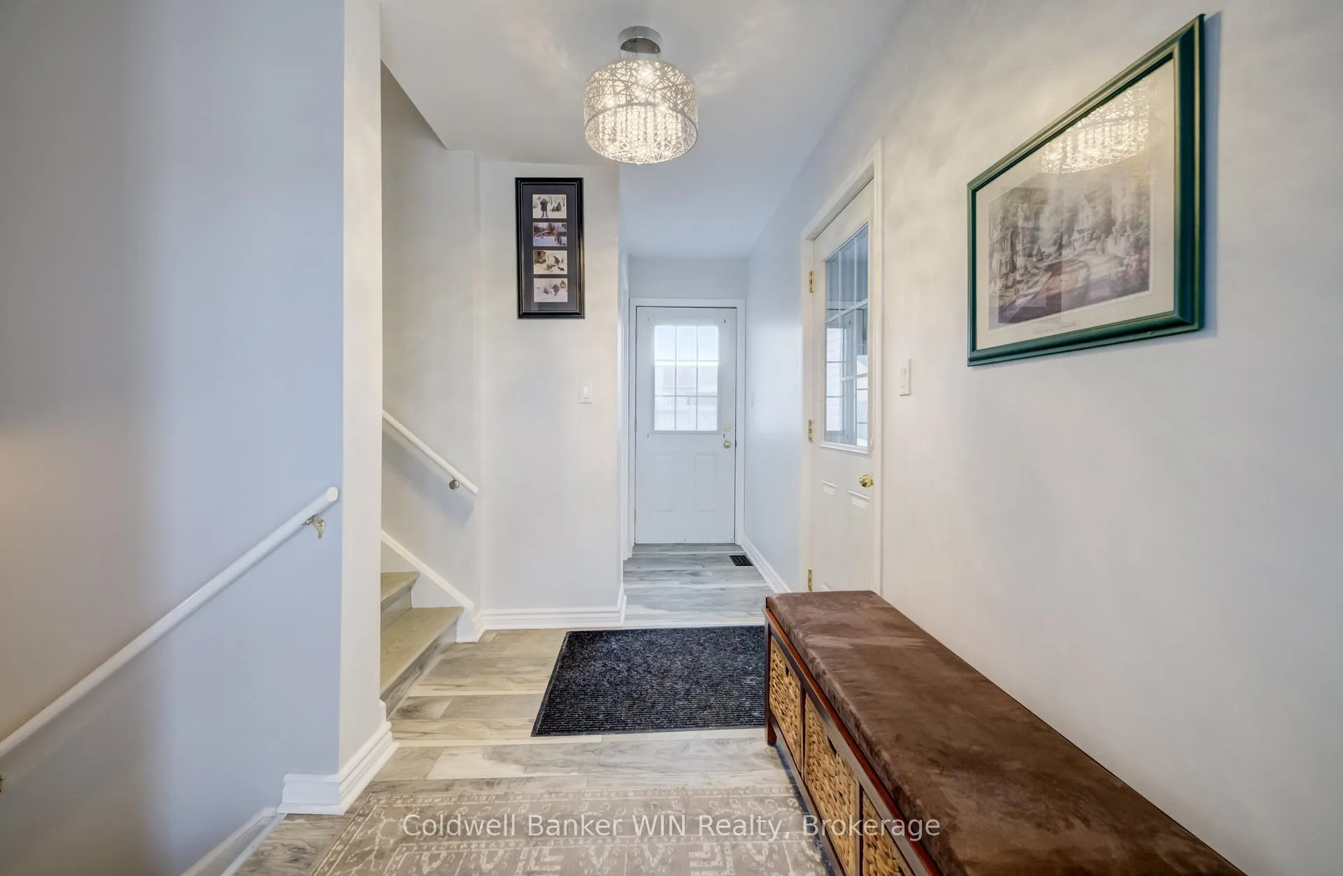 Photo 4 of 490 King Street E, Wellington North, Mount Forest — HOMEH