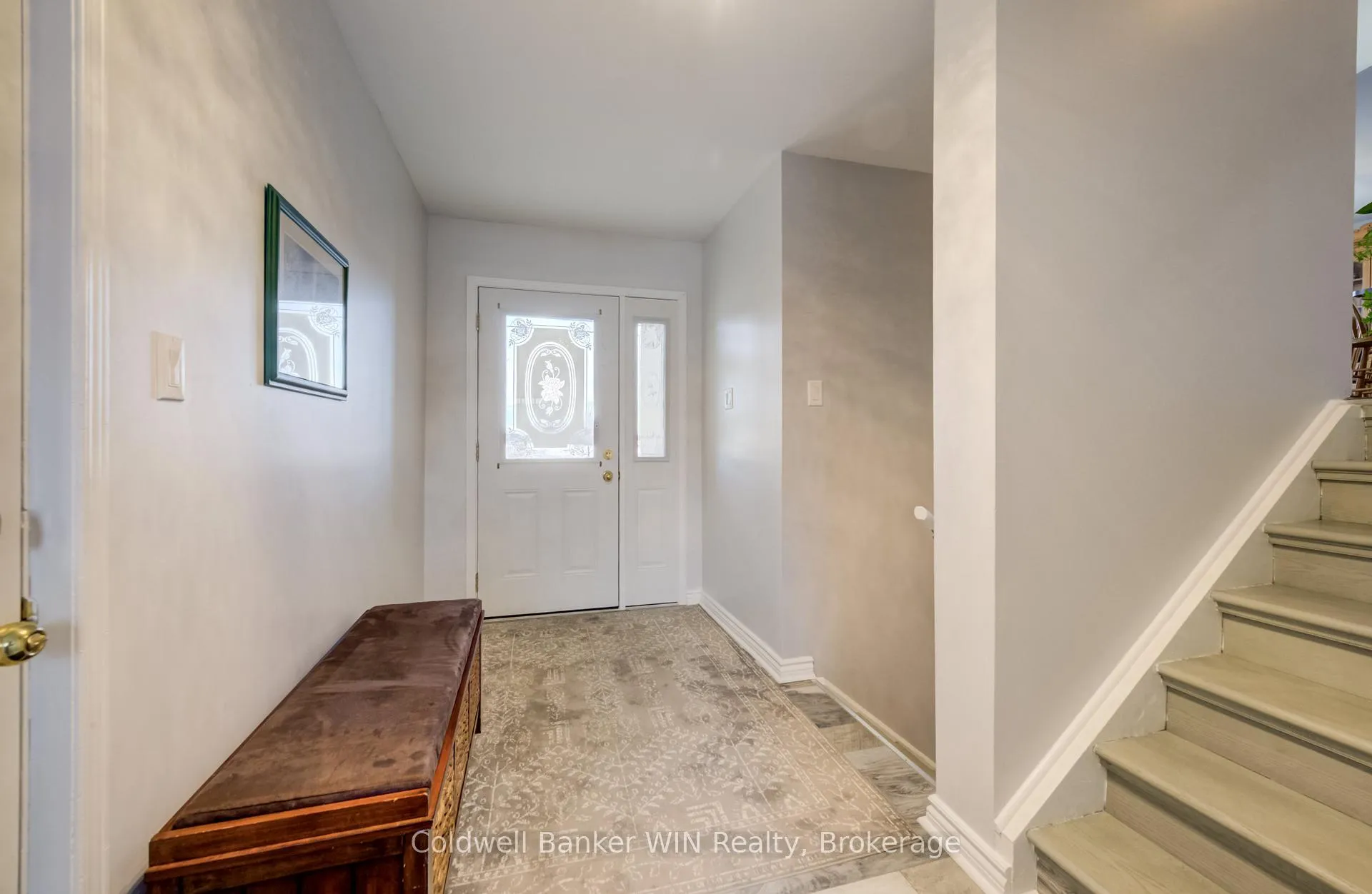 Photo 5 of 490 King Street E, Wellington North, Mount Forest — HOMEH