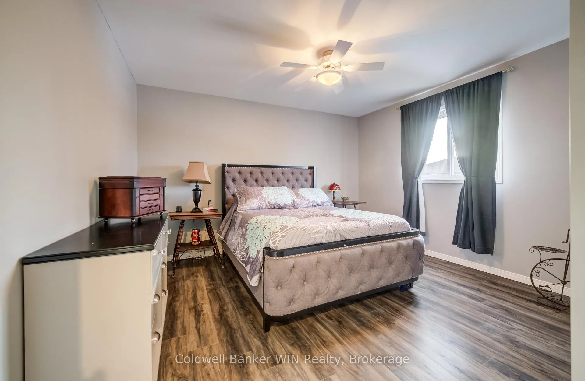 Photo 17 of 490 King Street E, Wellington North, Mount Forest — HOMEH
