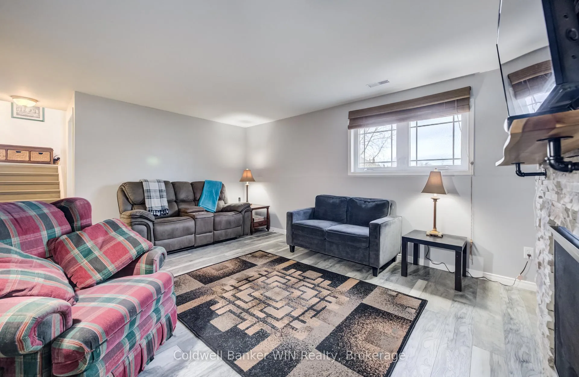 Photo 26 of 490 King Street E, Wellington North, Mount Forest — HOMEH