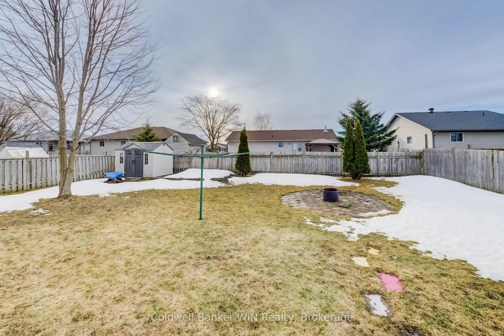 Photo 34 of 490 King Street E, Wellington North, Mount Forest — HOMEH