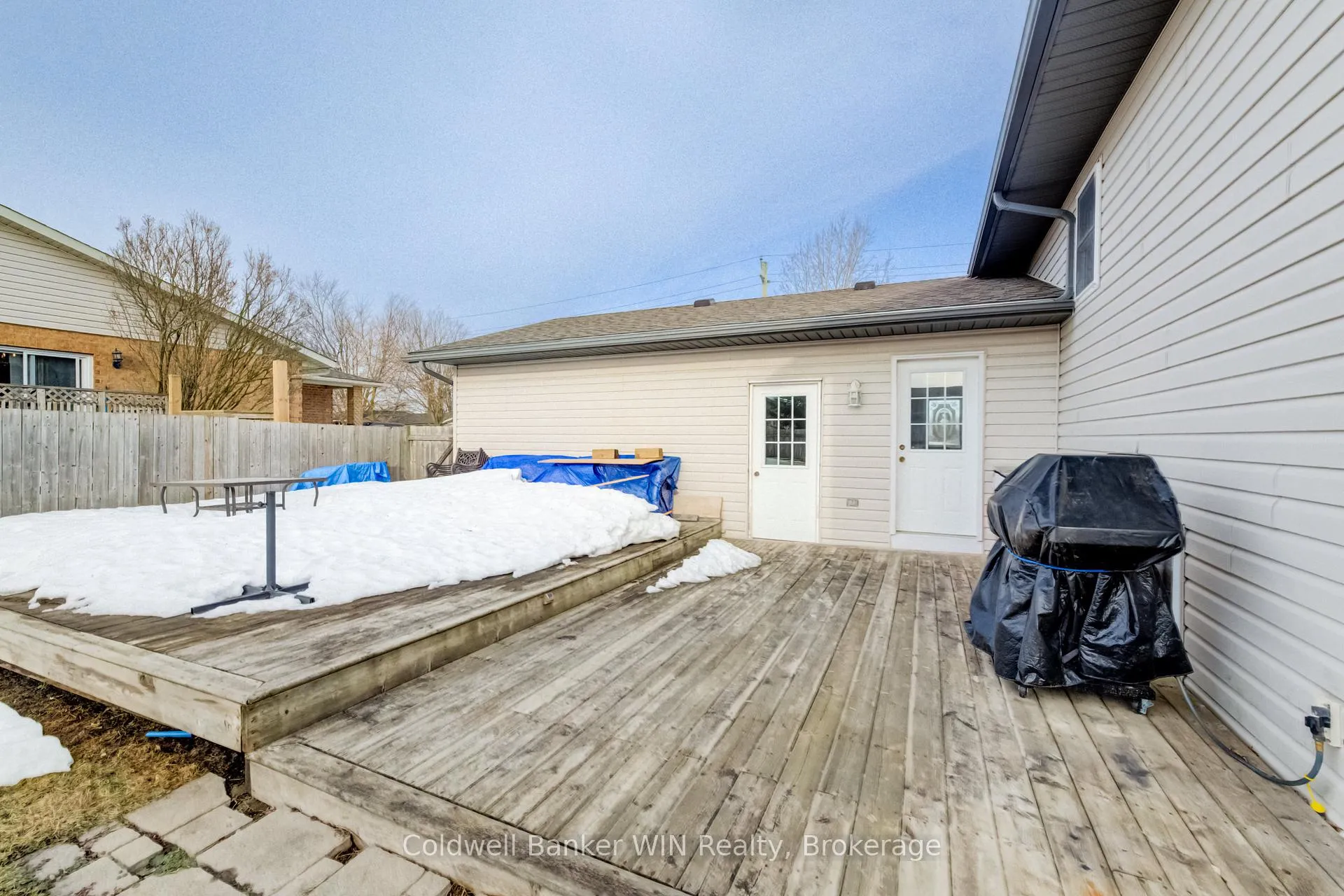 Photo 37 of 490 King Street E, Wellington North, Mount Forest — HOMEH