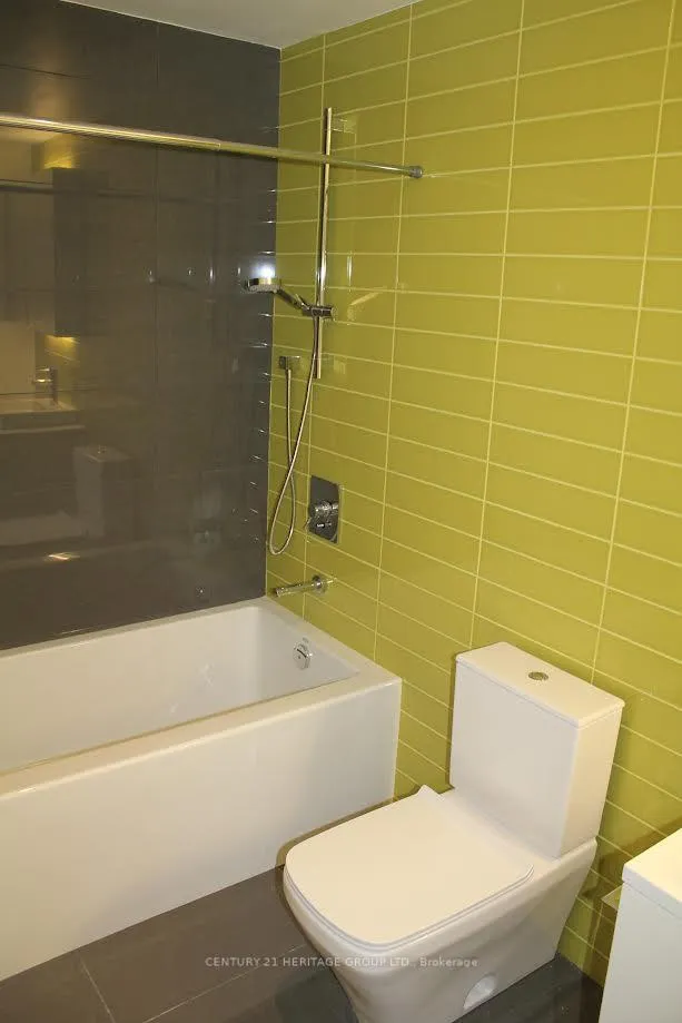 Photo 15 of Unit 1802, 170 Bayview Avenue, Toronto, Waterfront Communities — HOMEH