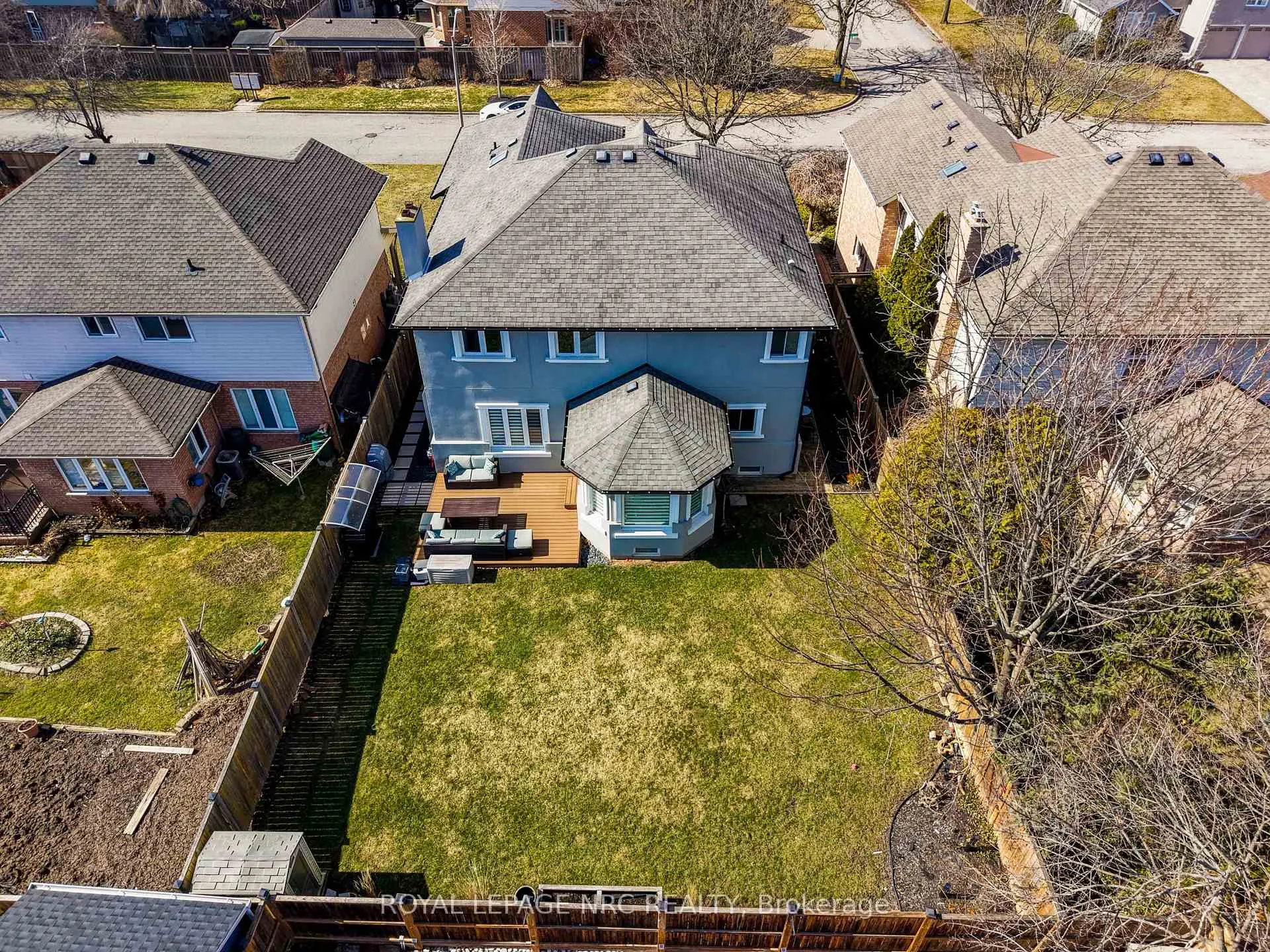 Photo 48 of 7 Sarah Court, St. Catharines, Grapeview — HOMEH
