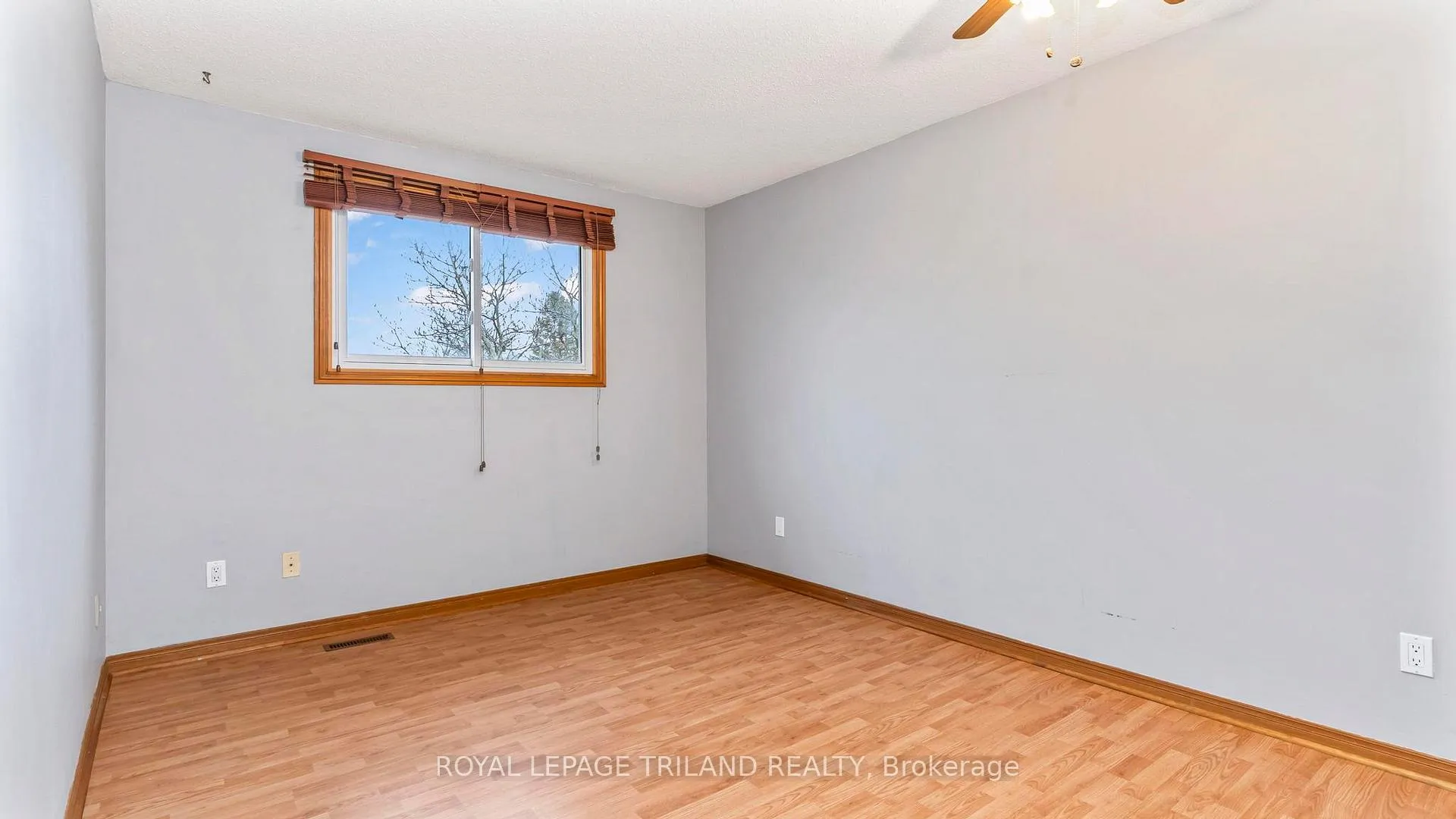 Photo 17 of 32 Glenroy Road, London, South T — HOMEH